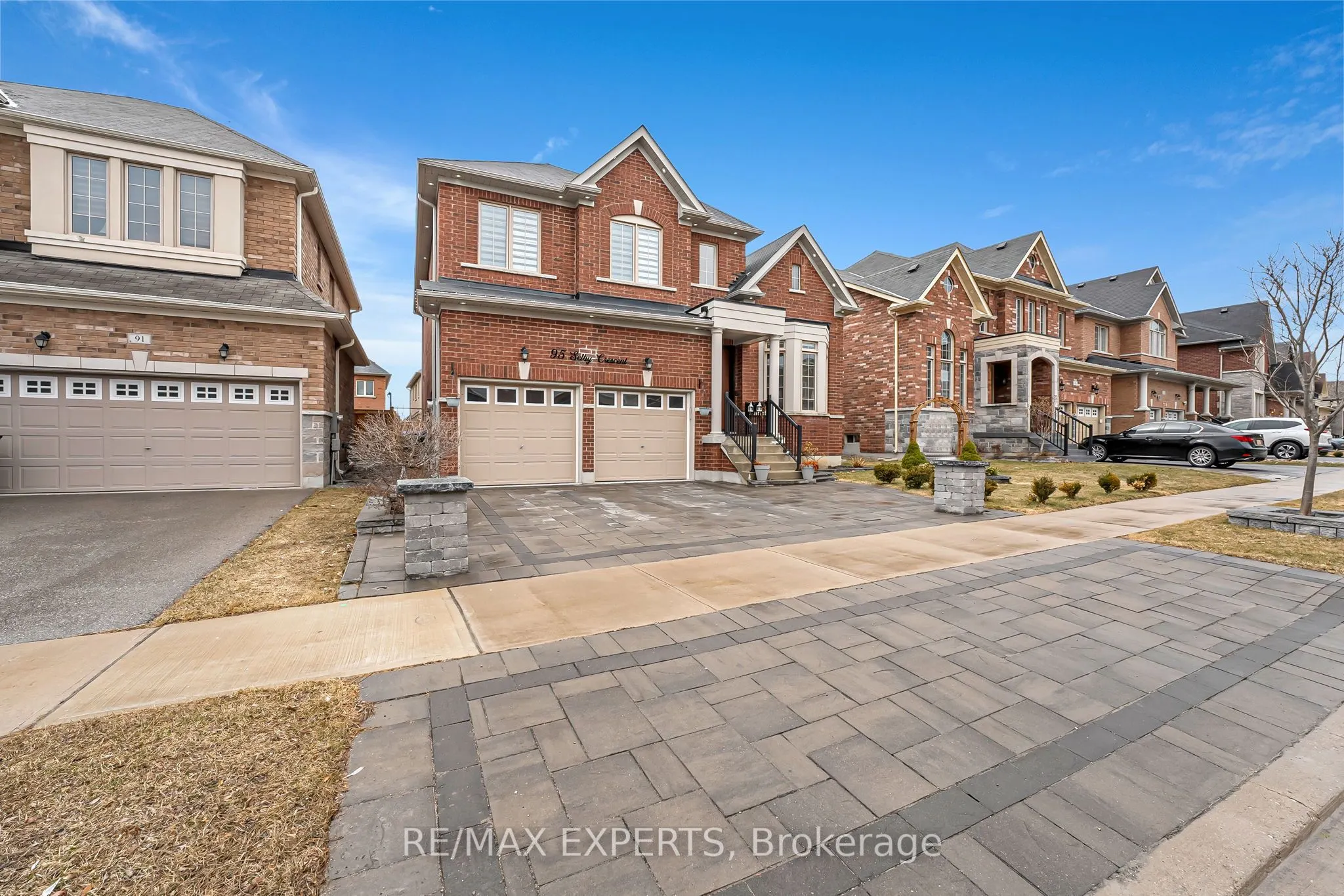 95 Selby Crescent
