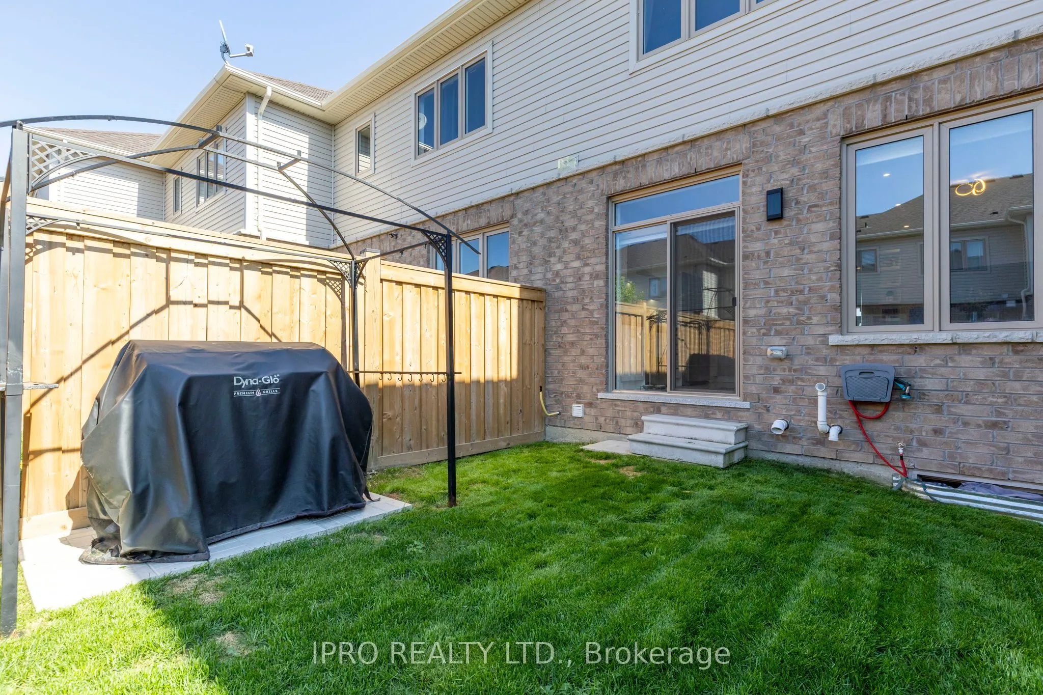 36 Clifford Crescent