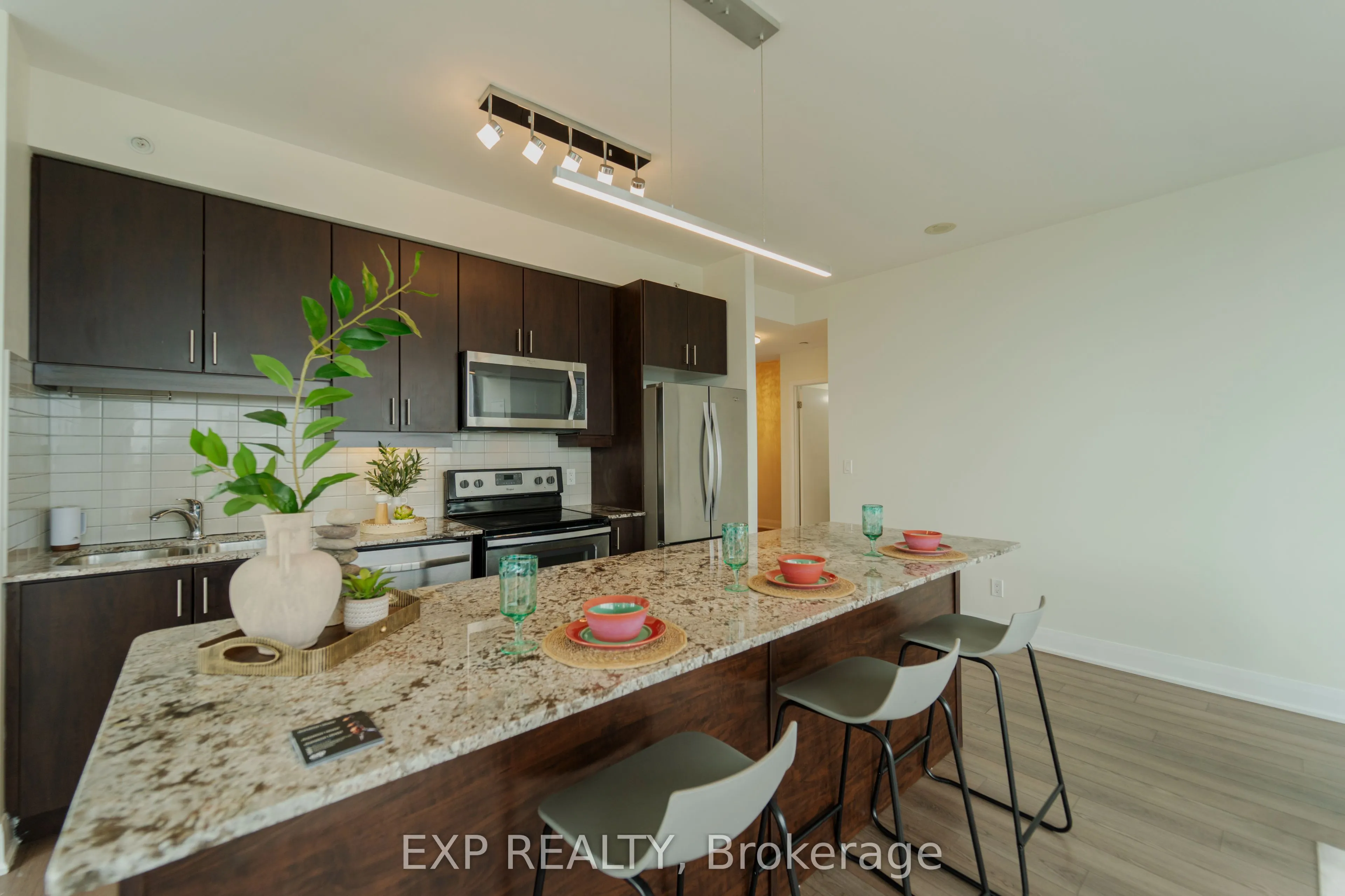 2900 Highway 7 Road #2803