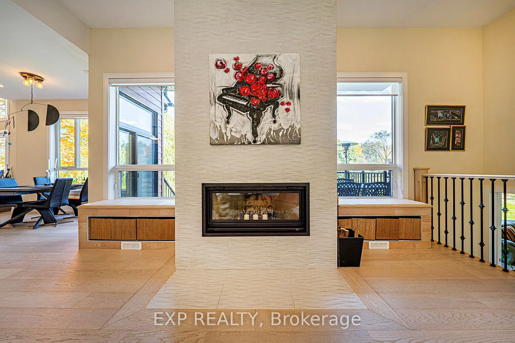 5 Birch Knoll Road