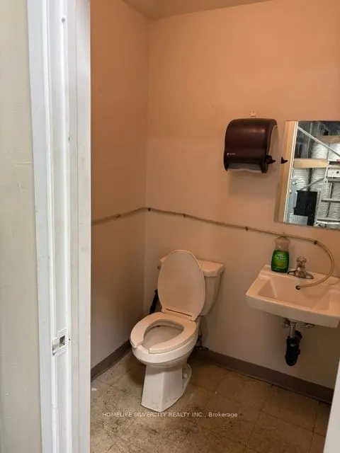 150 Connie Crescent, #7