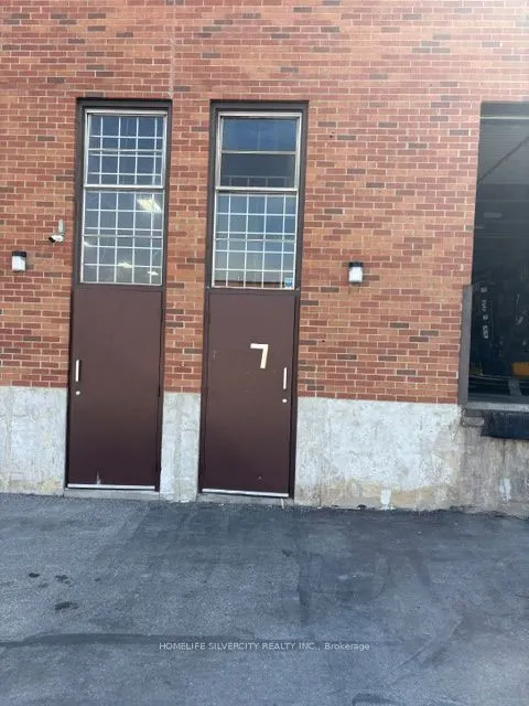 150 Connie Crescent, #7