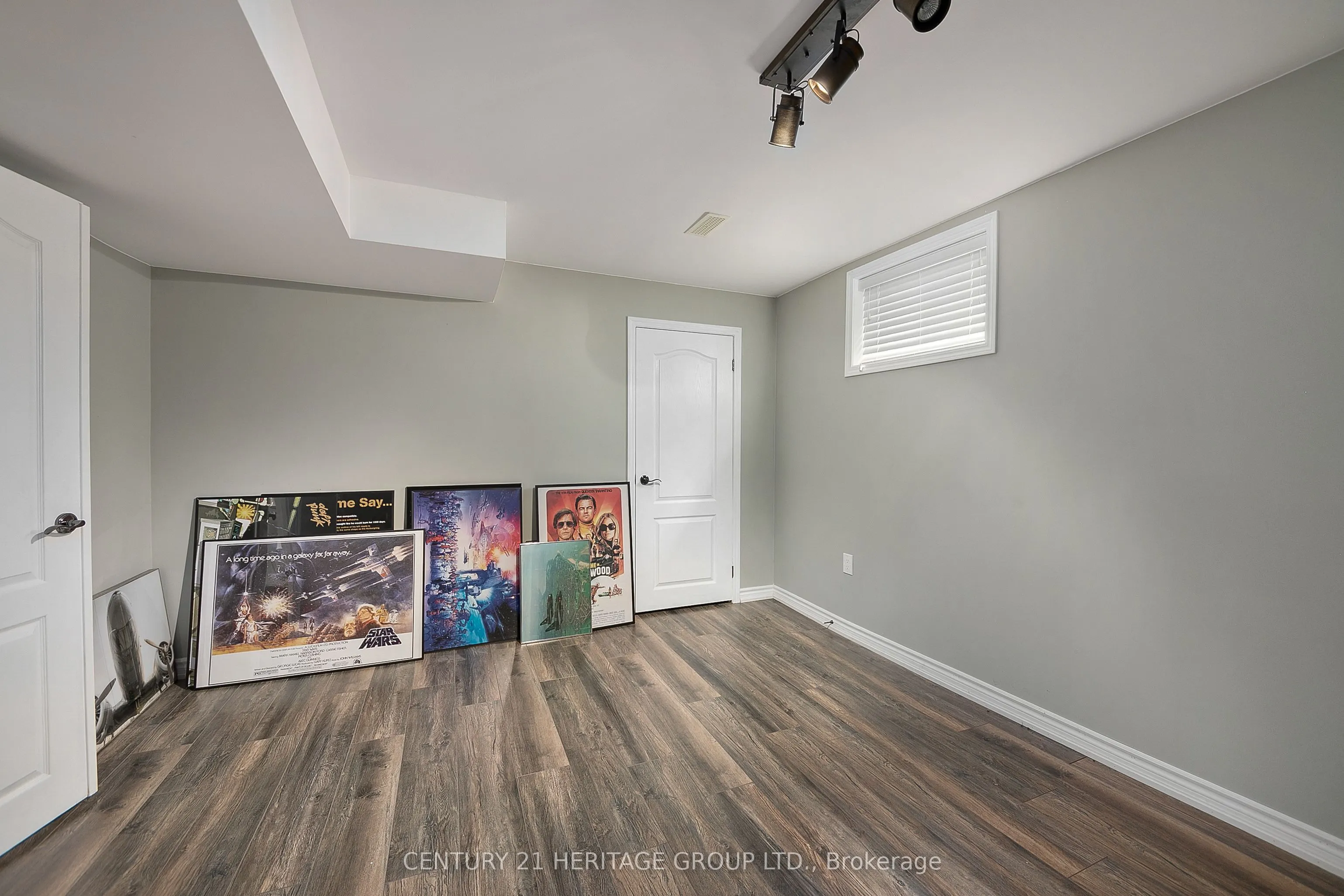 88 Wyman Crescent