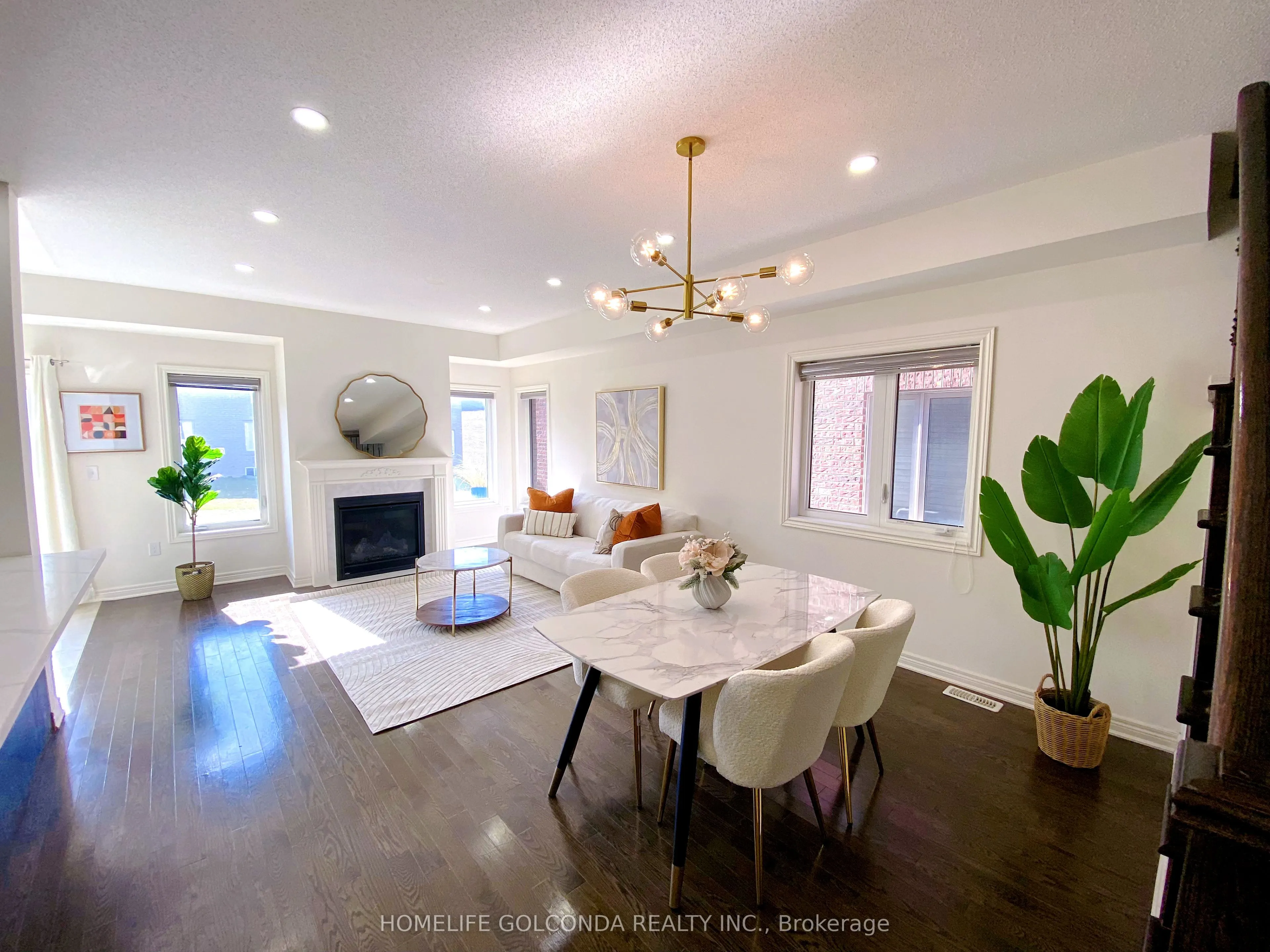 23 Foxberry Road
