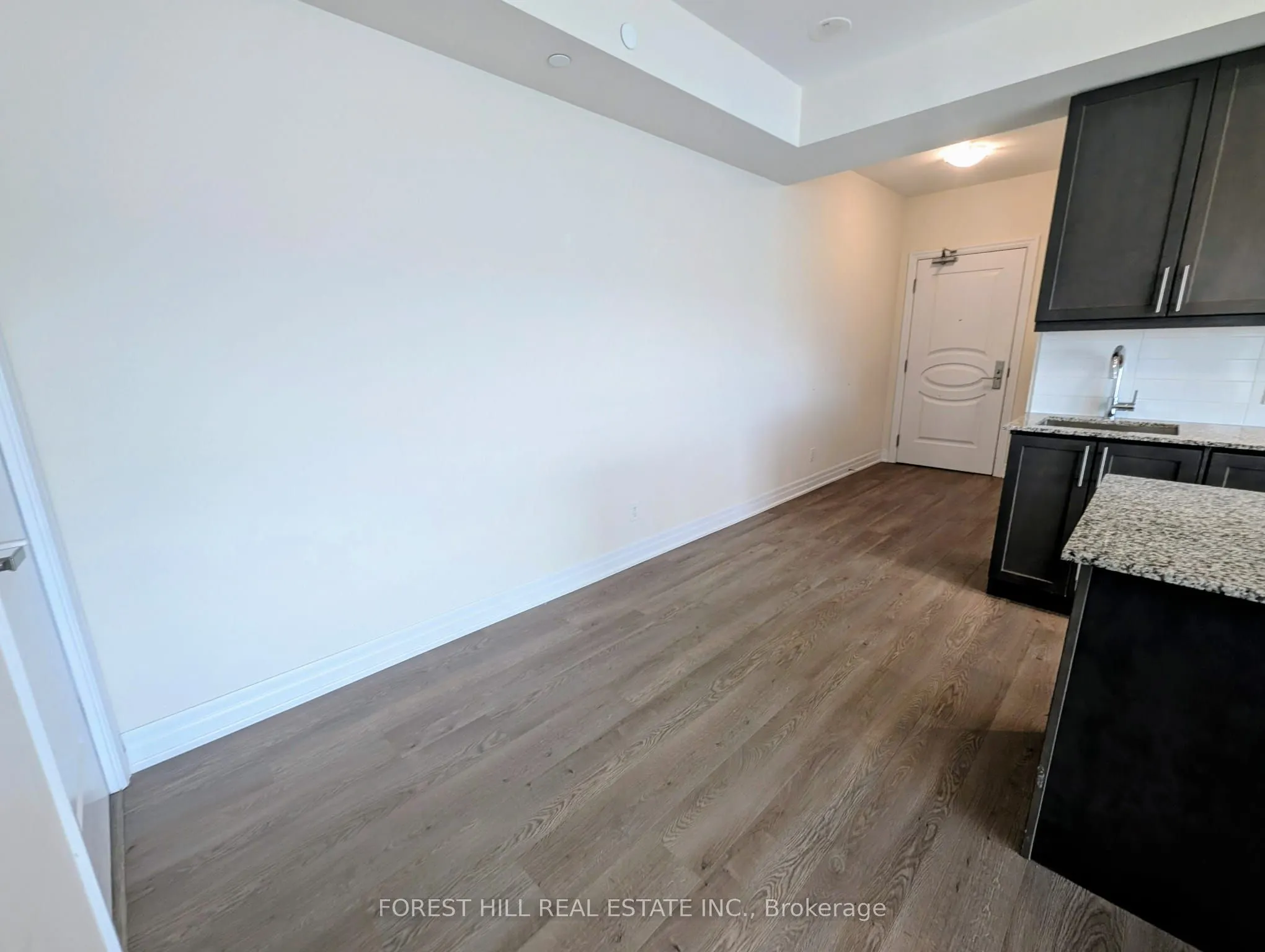 9075 Jane Street #1909