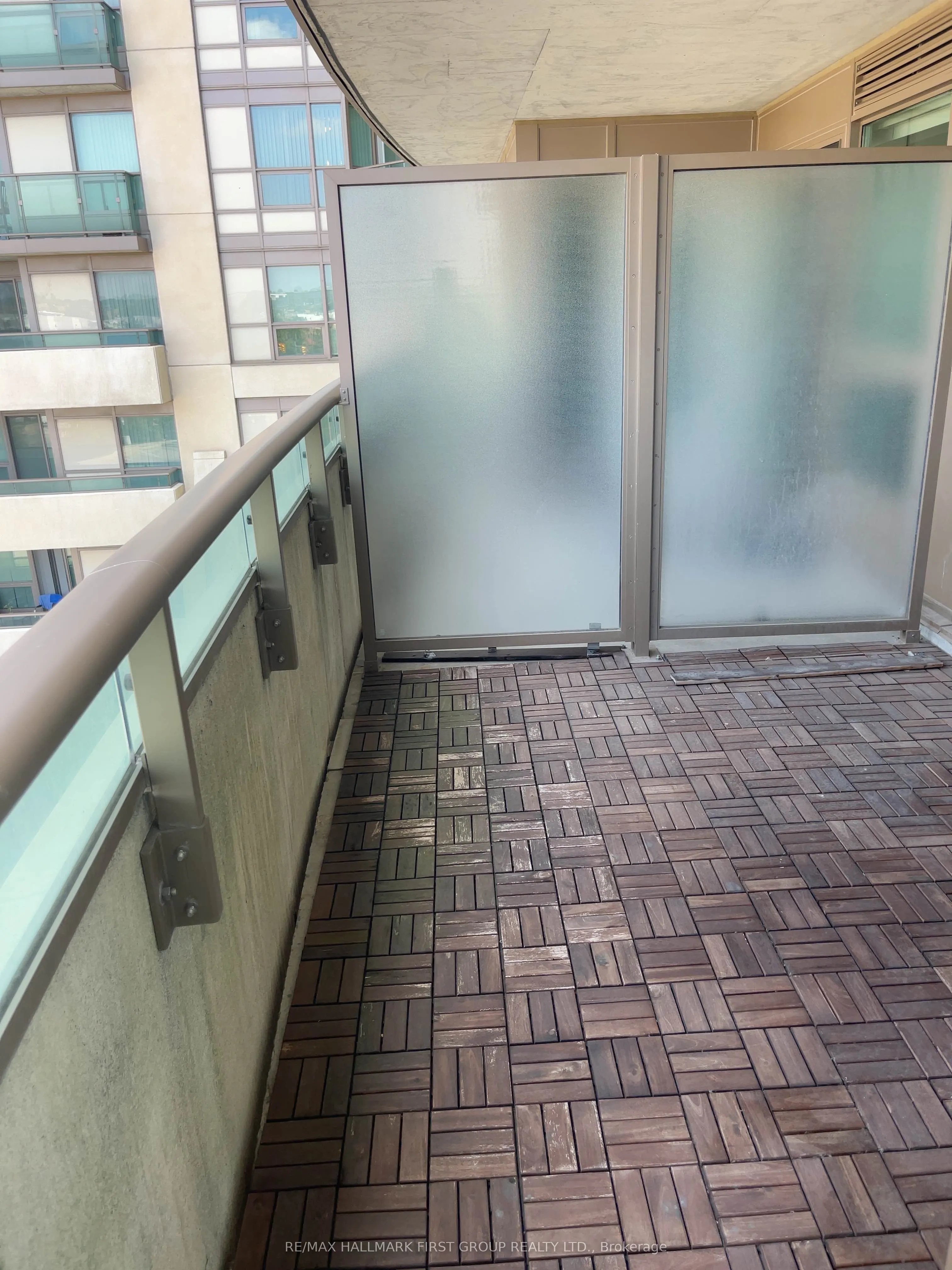 75 Norman Bethune Avenue, #422