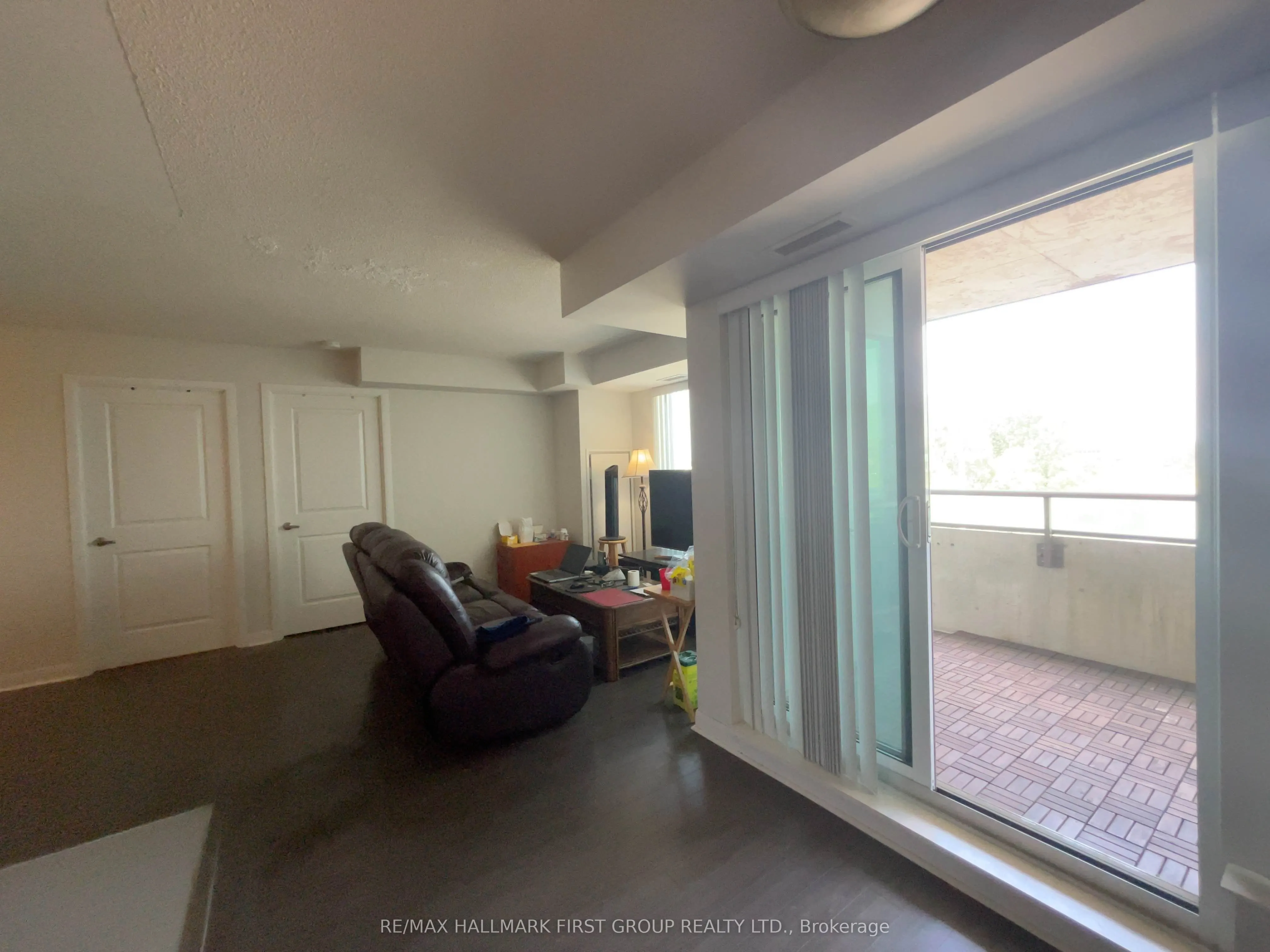 75 Norman Bethune Avenue, #422