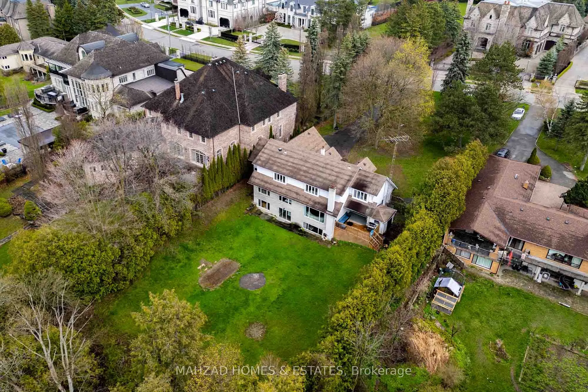 32 Maryvale Crescent
