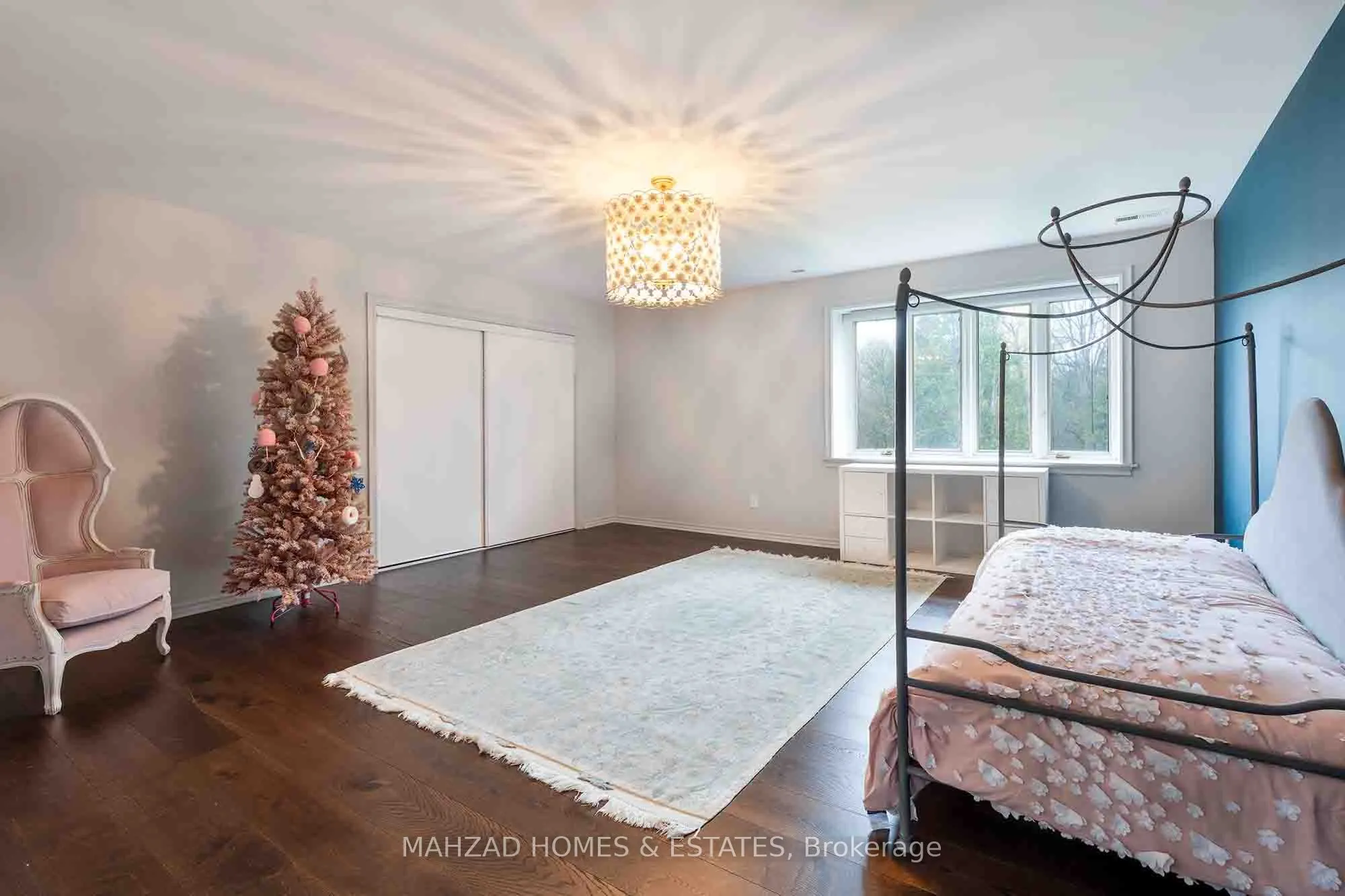 32 Maryvale Crescent