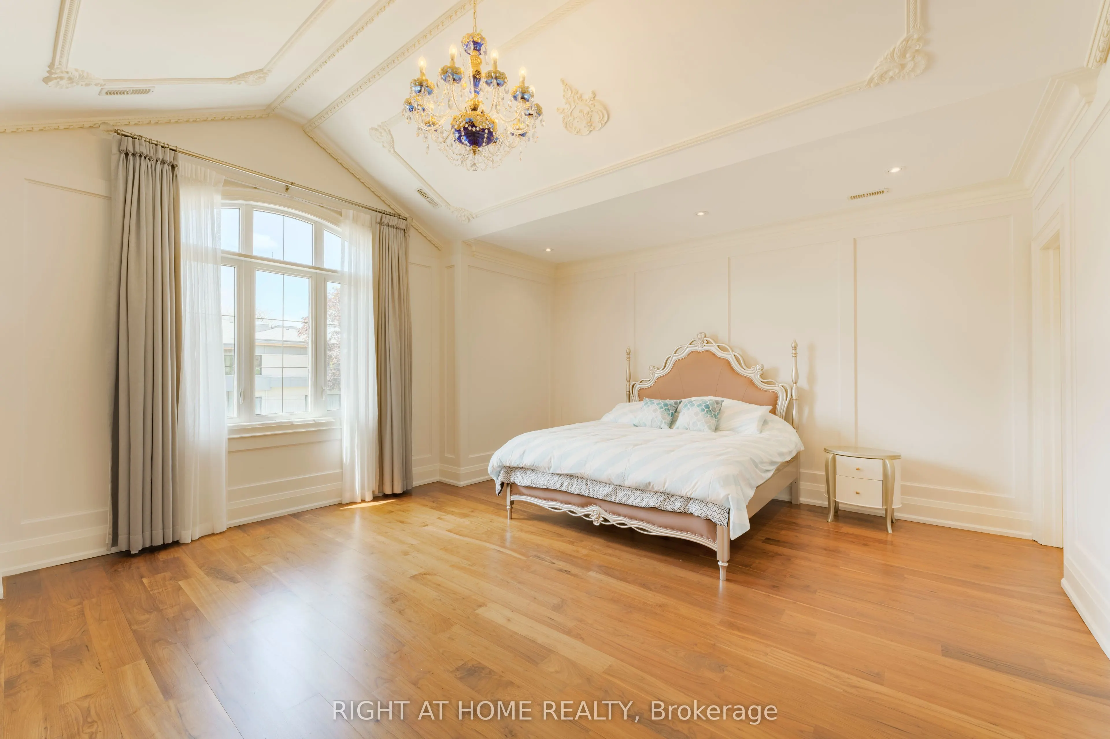 3 Claridge Drive