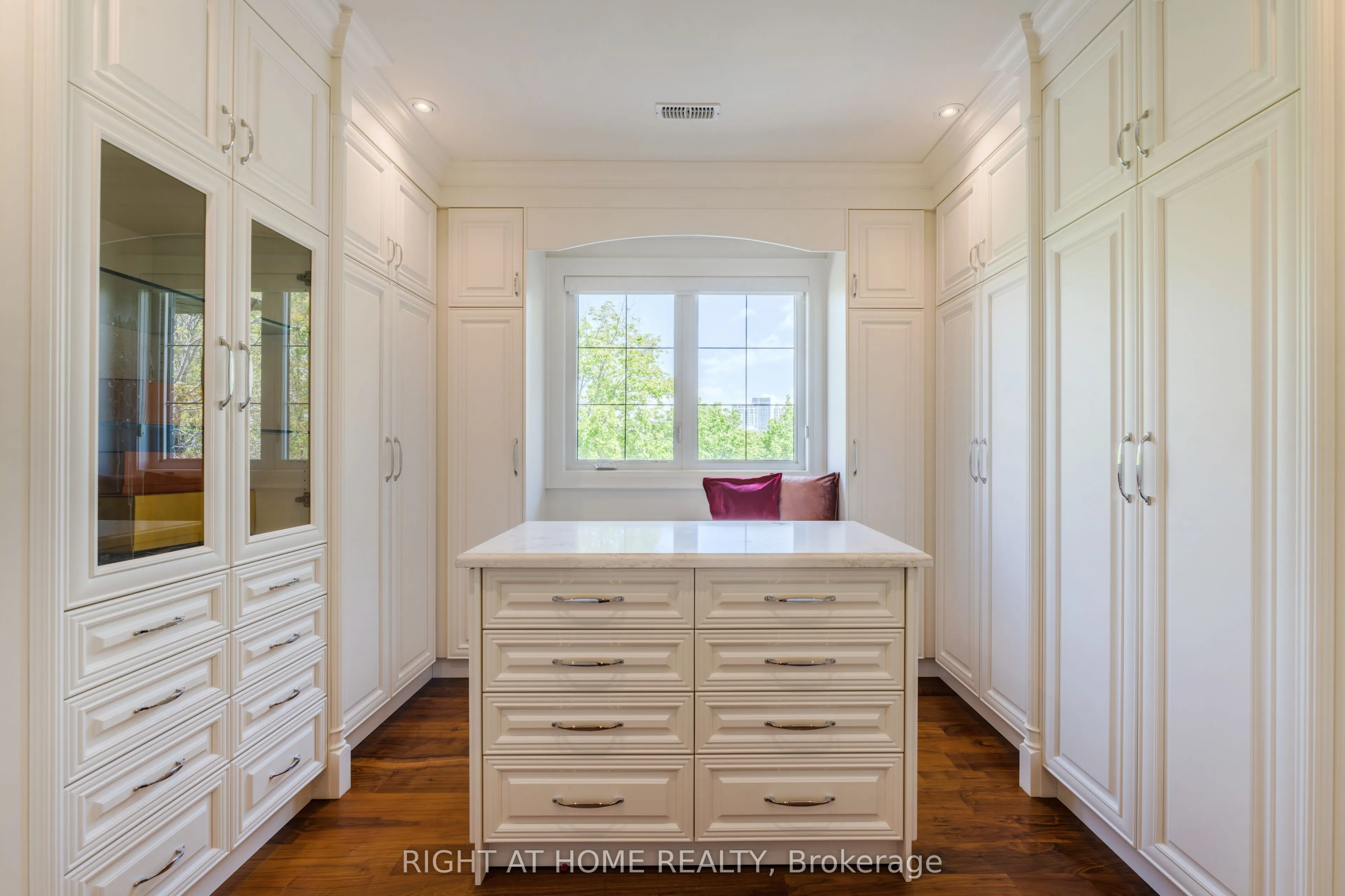 3 Claridge Drive