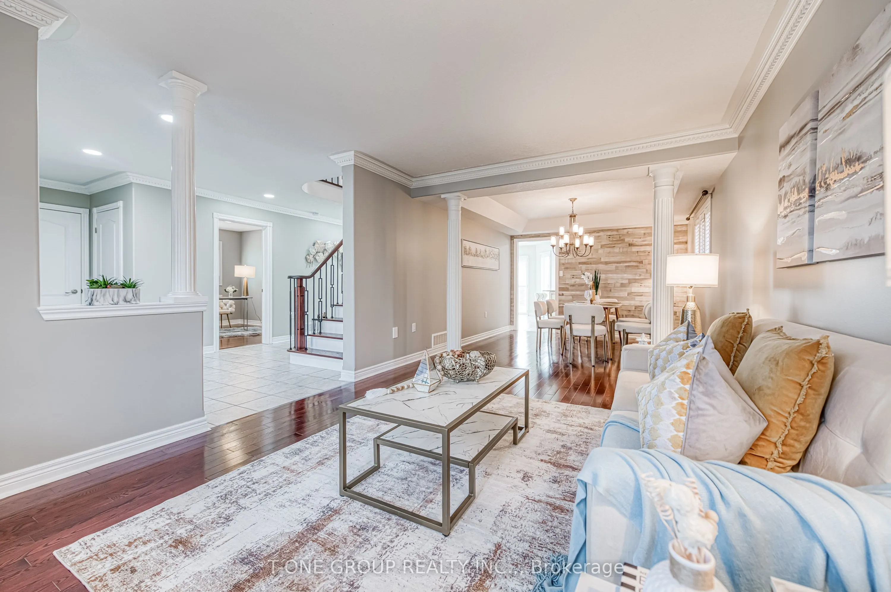 11 Saint Avenue