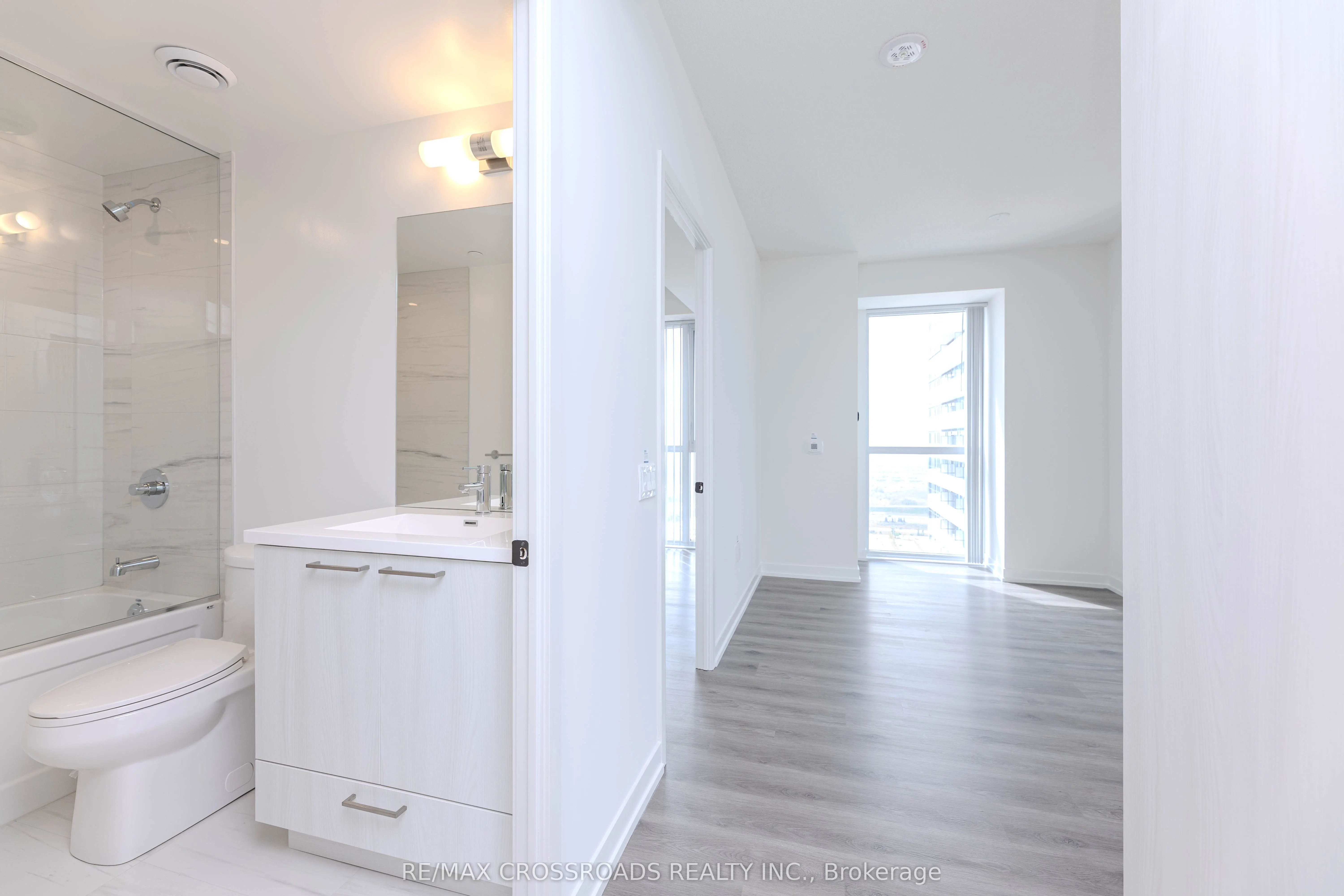 225 Commerce Street, #3806