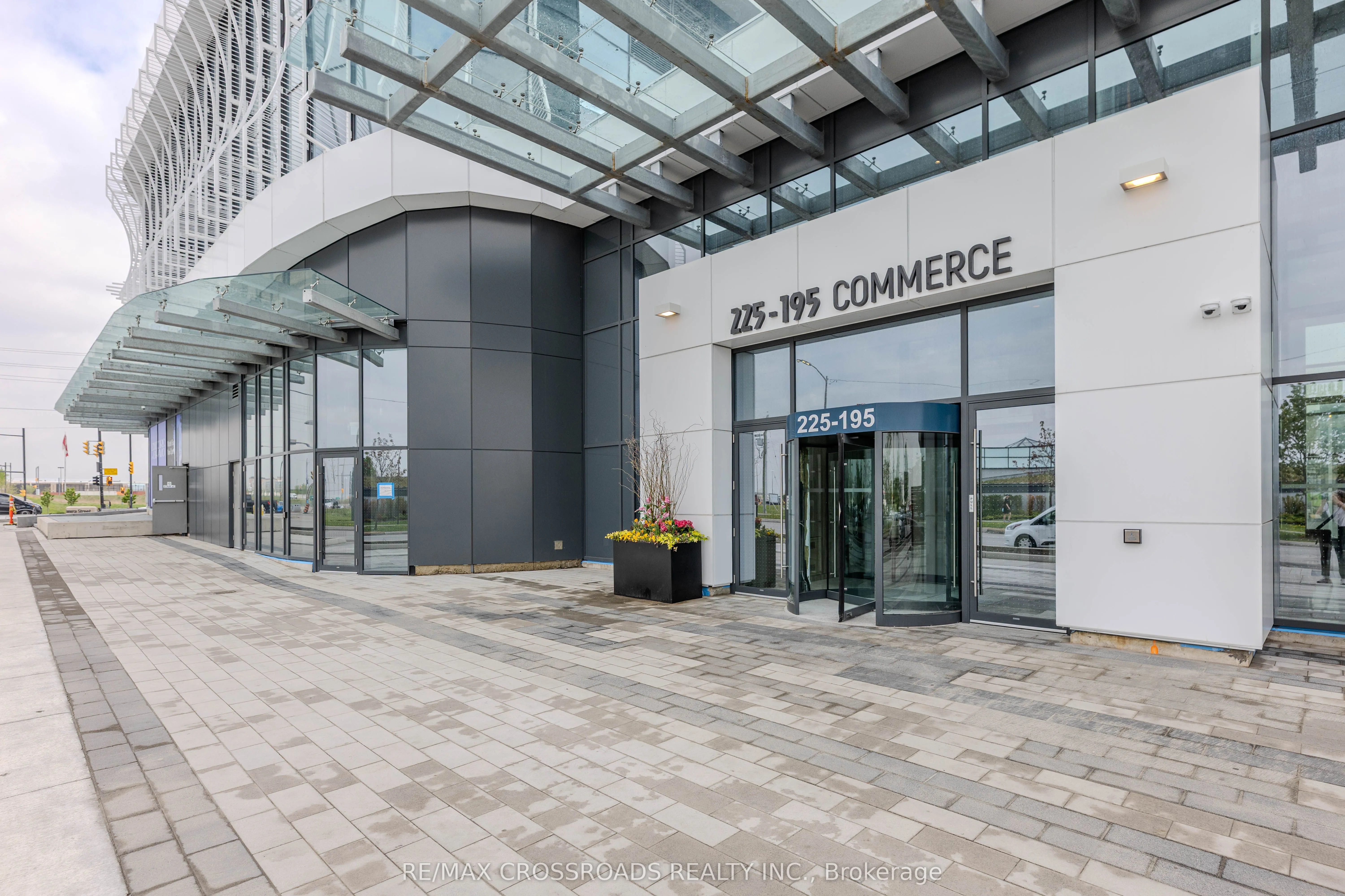 225 Commerce Street, #3806