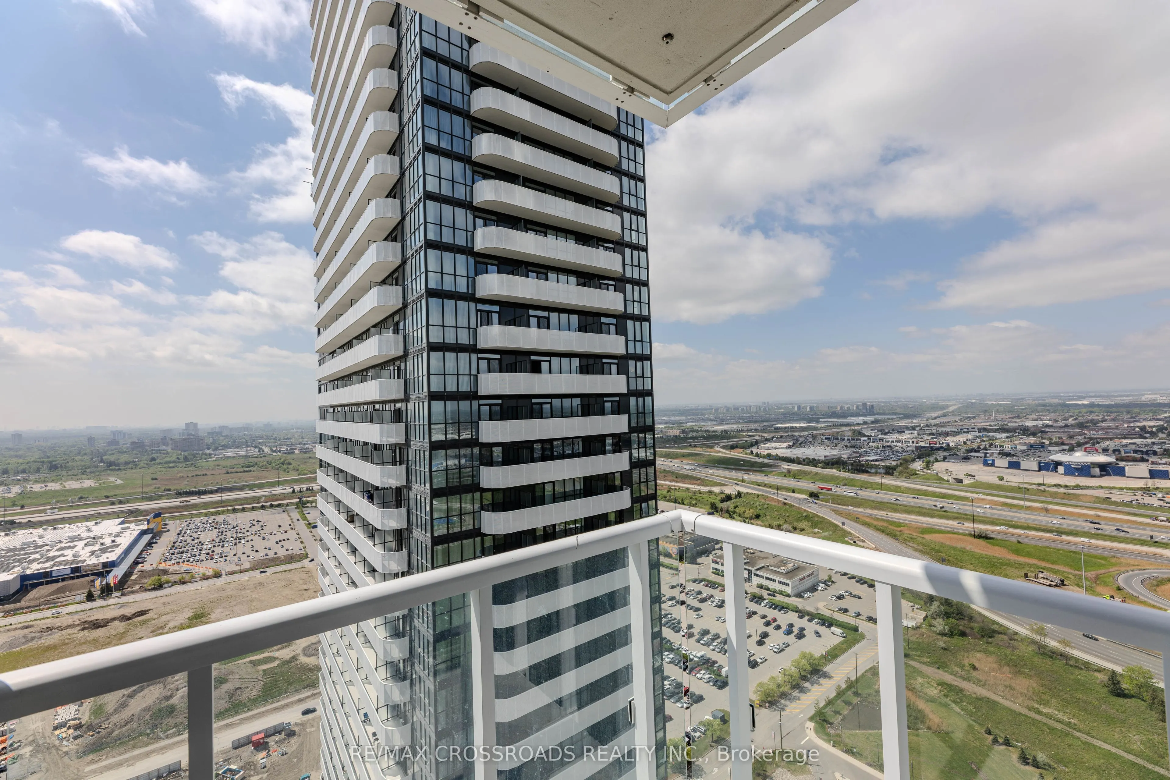 225 Commerce Street, #3806