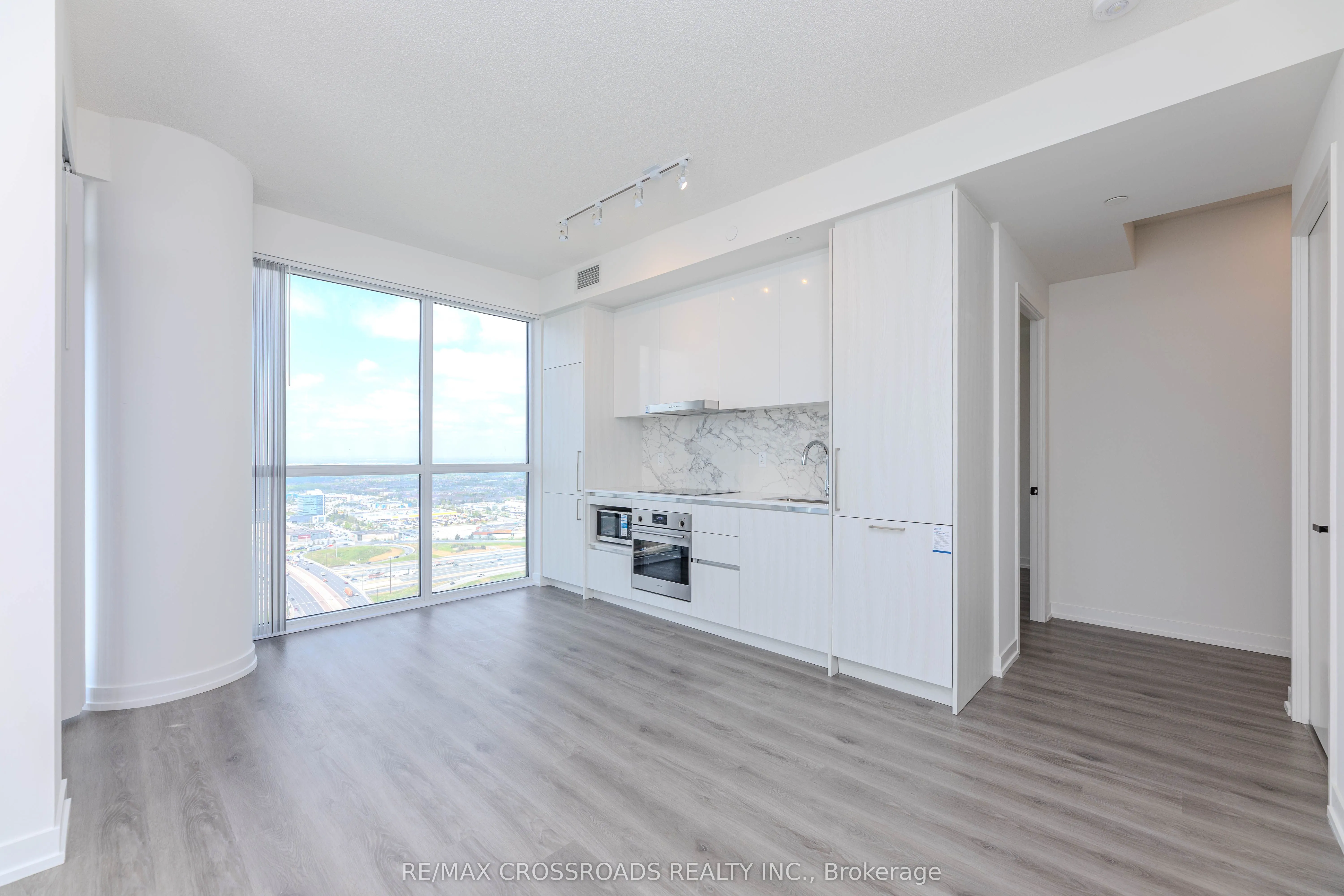 225 Commerce Street, #3806