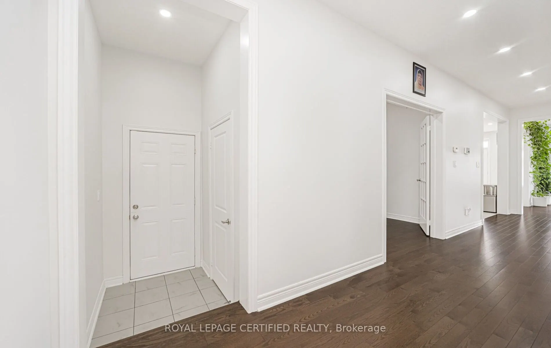 32 Cayton Crescent