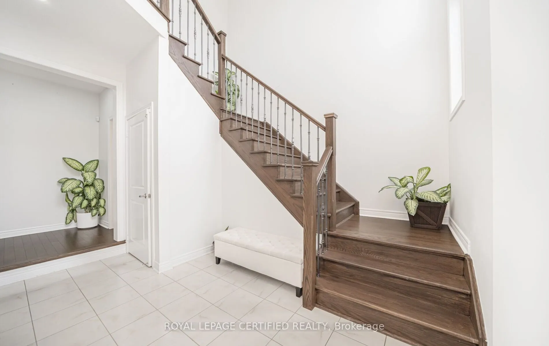32 Cayton Crescent