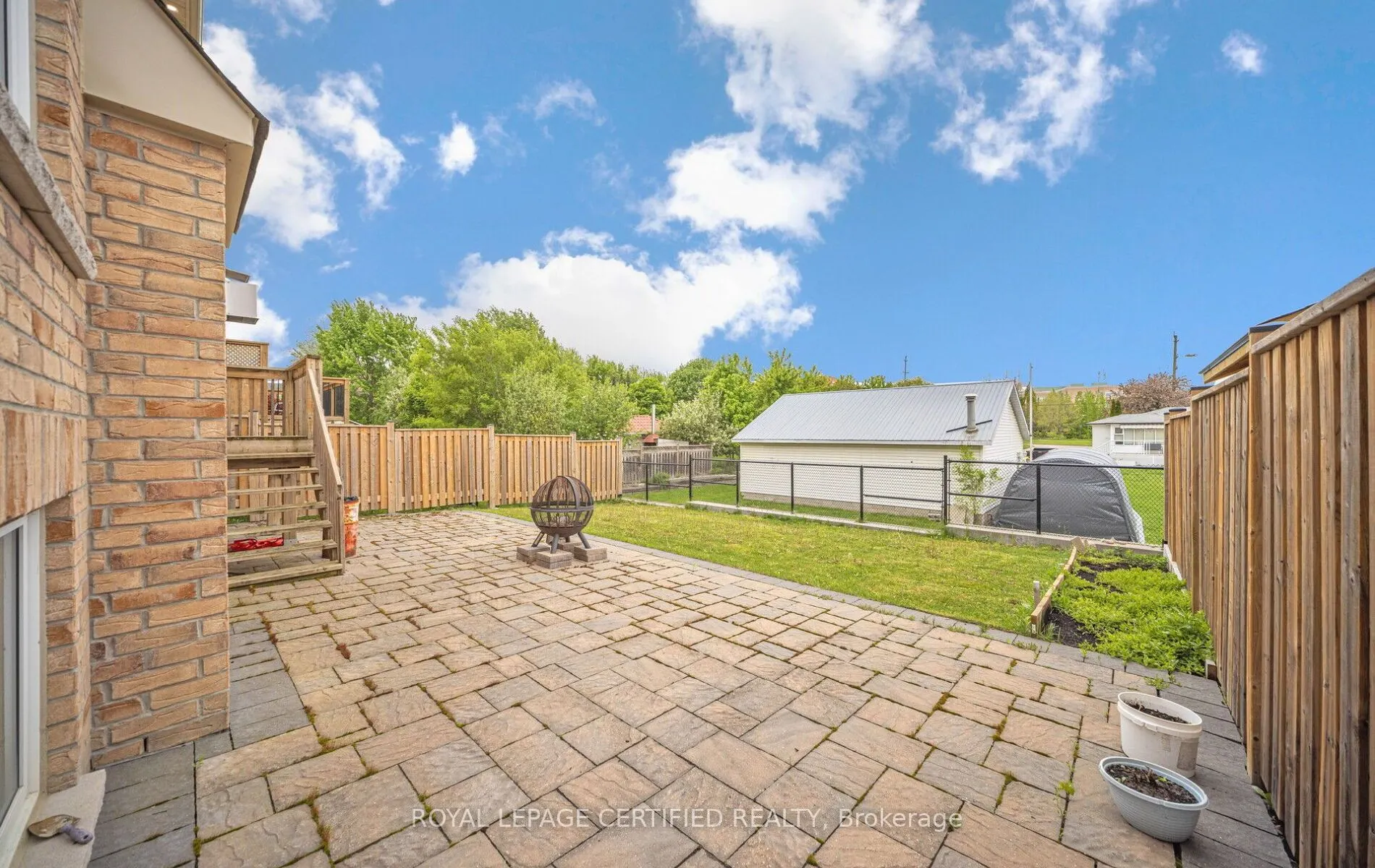 32 Cayton Crescent