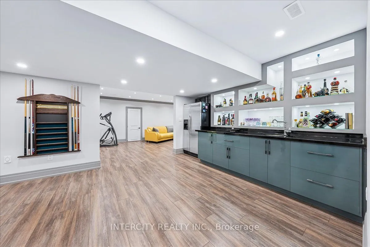 15600 7th Concession Road