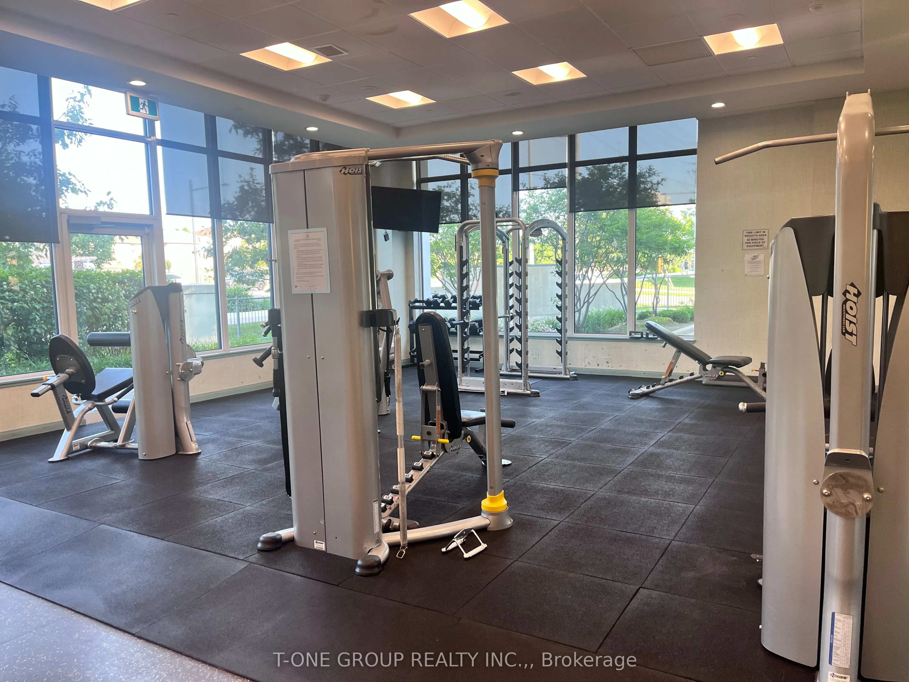 7890 Bathurst Street, #212