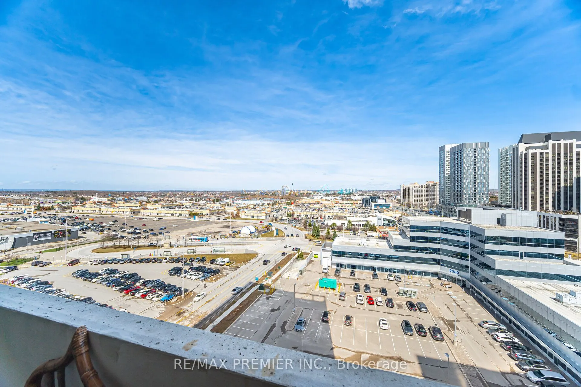 9000 Jane Street, #1024