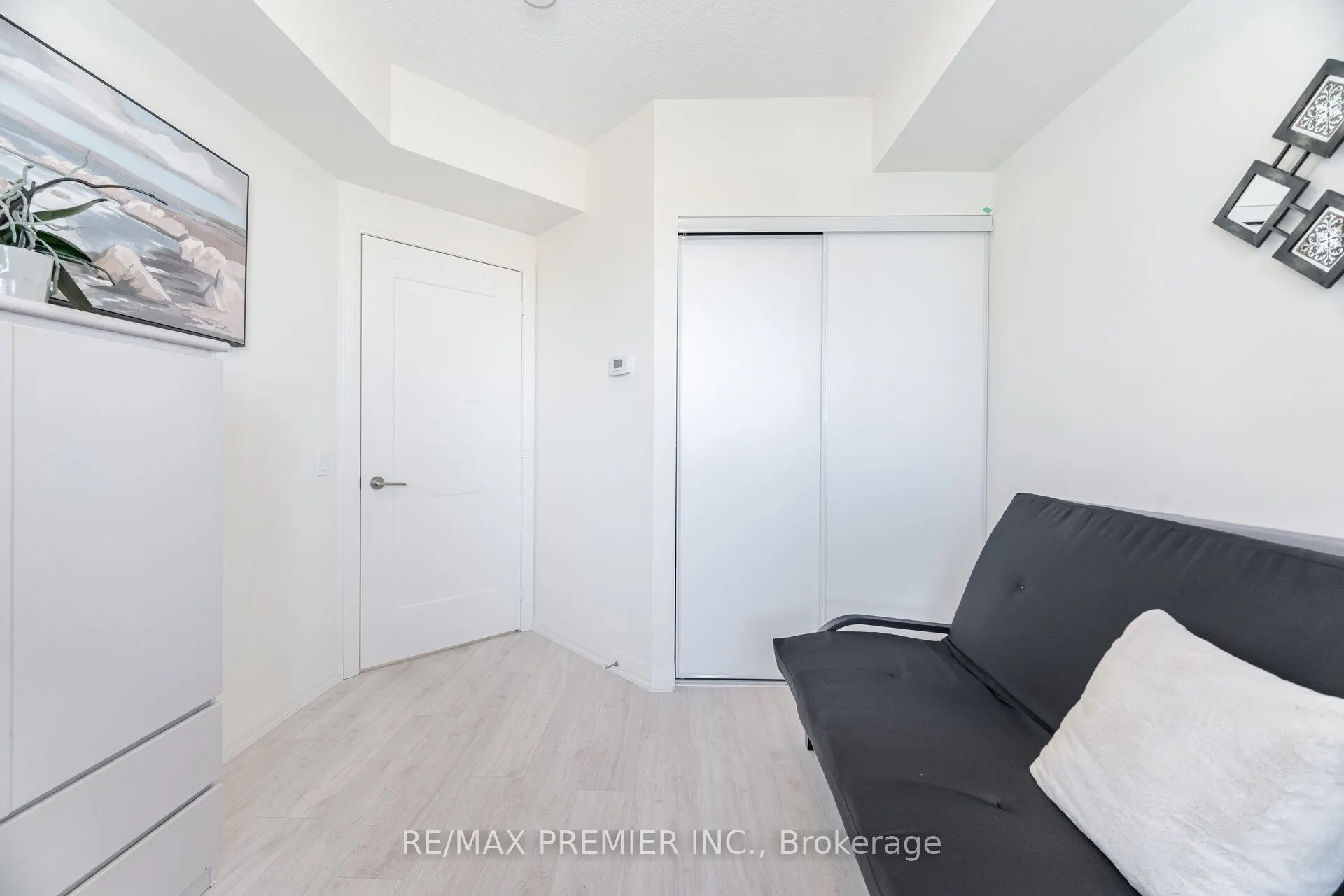 9000 Jane Street, #1024