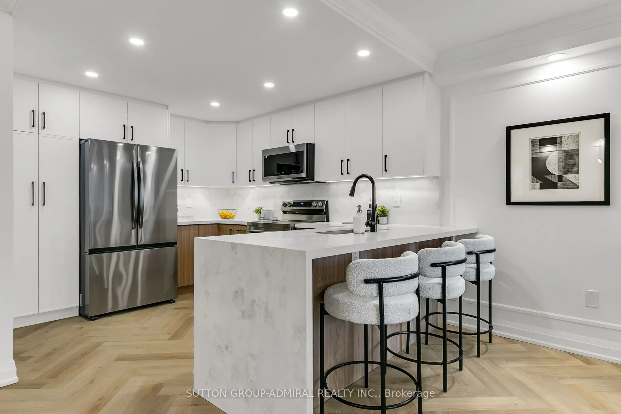 7601 Bathurst Street, #908