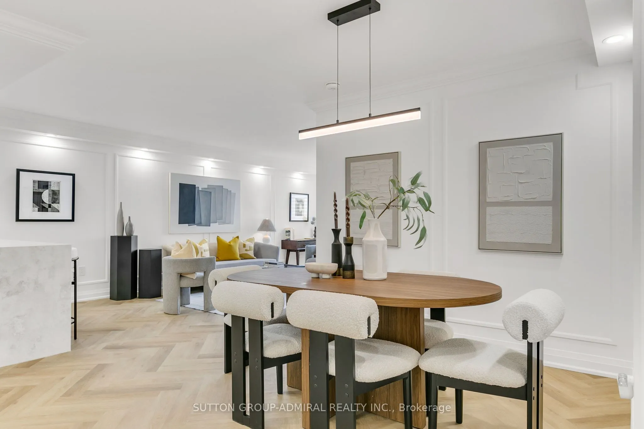 7601 Bathurst Street, #908