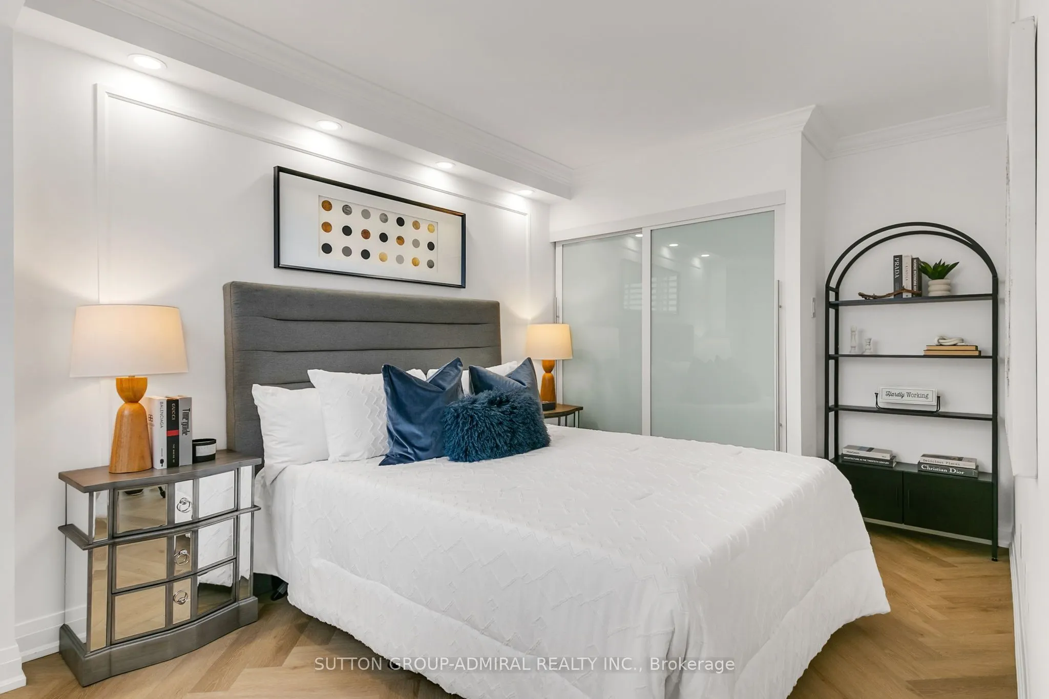 7601 Bathurst Street, #908