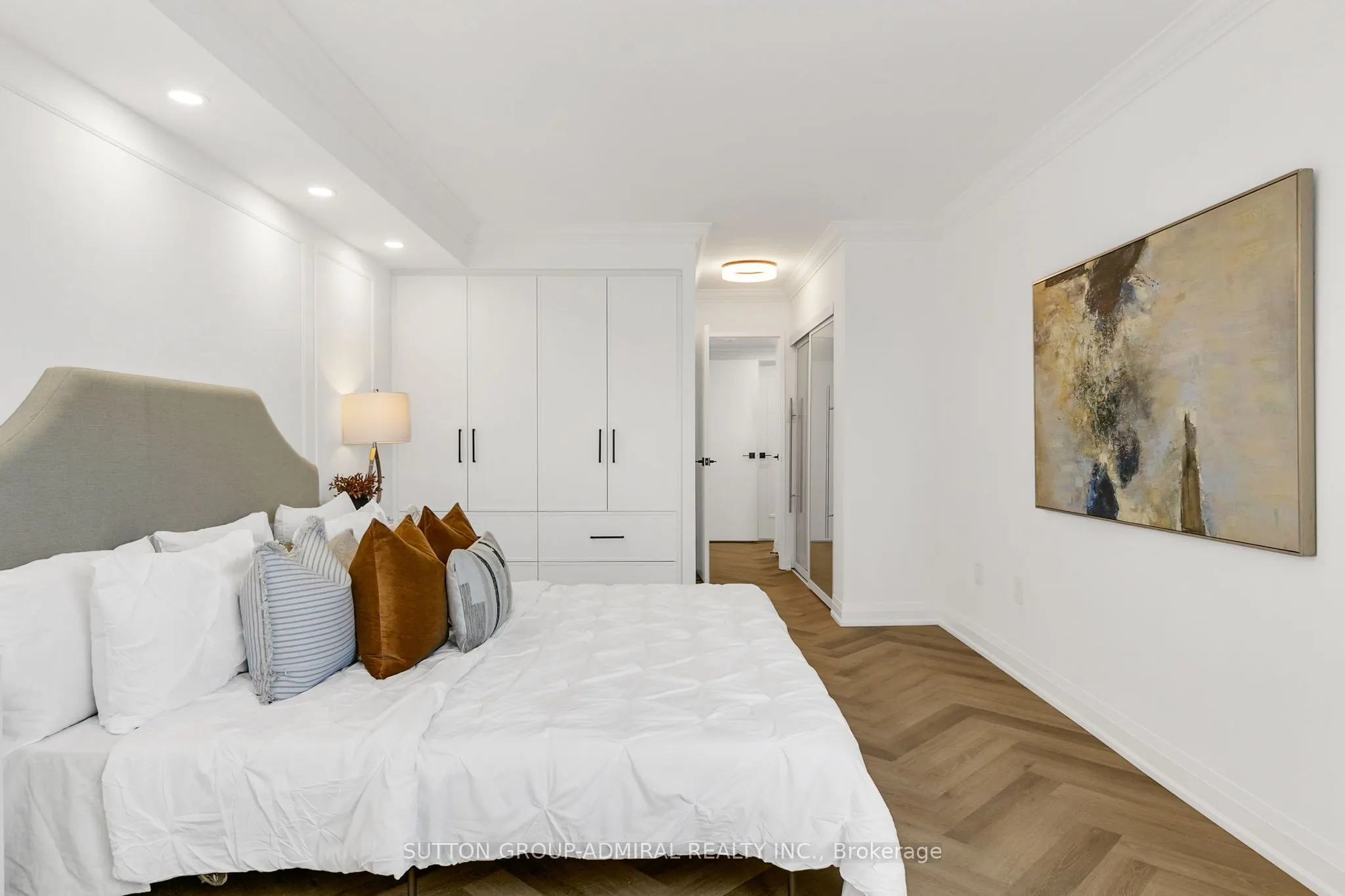 7601 Bathurst Street, #908