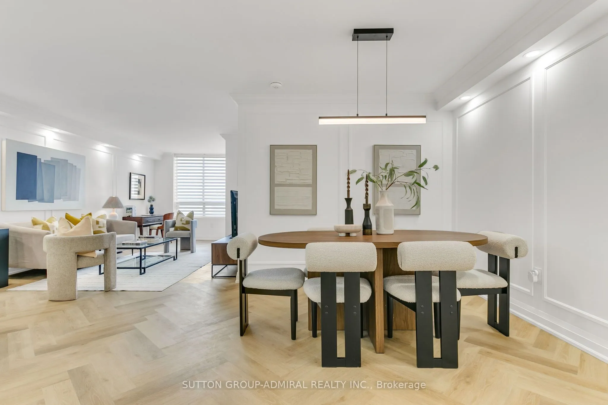 7601 Bathurst Street, #908