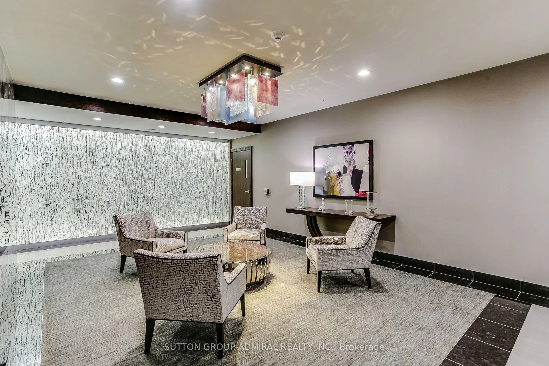 7601 Bathurst Street, #908
