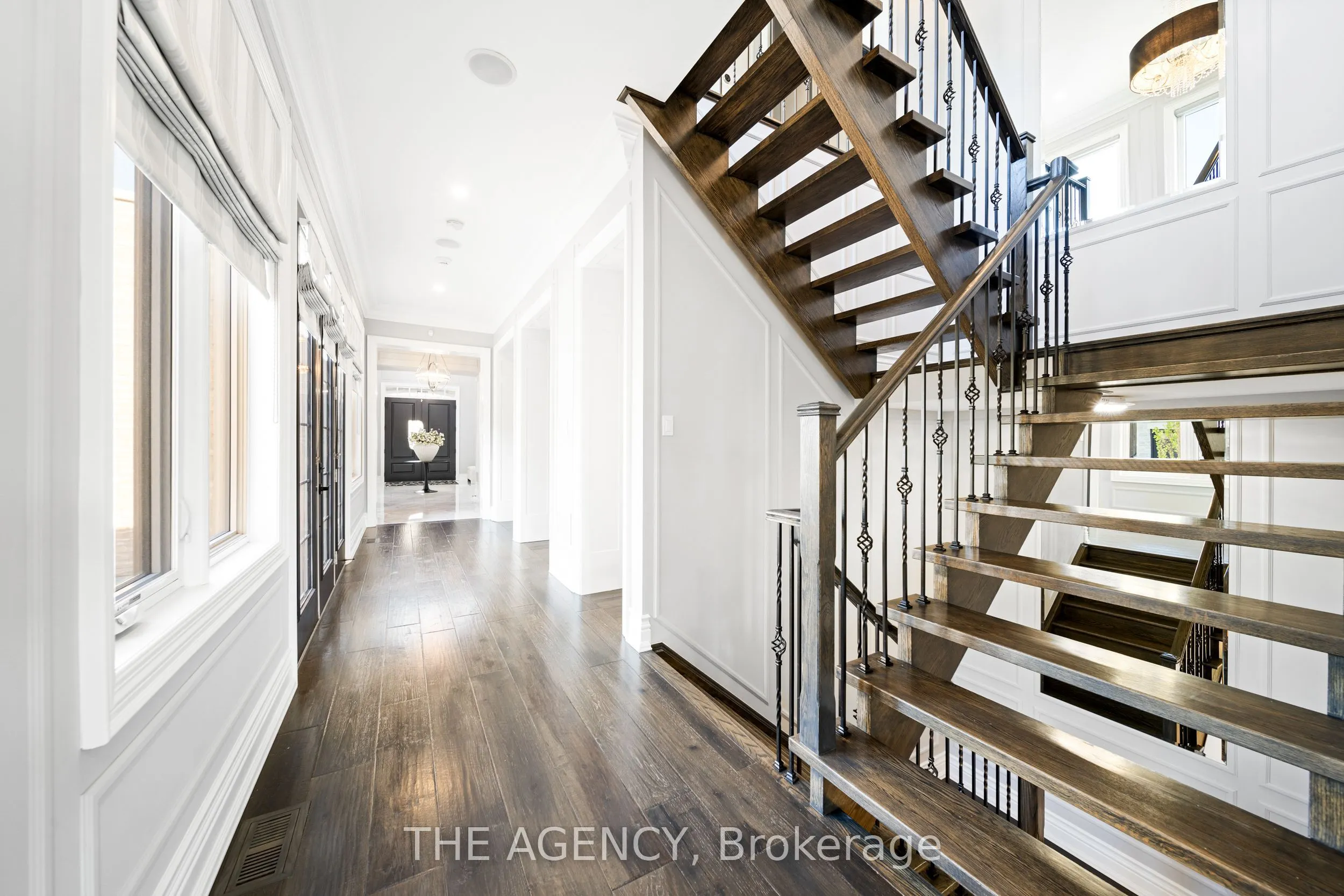 18 Westbrooke Boulevard