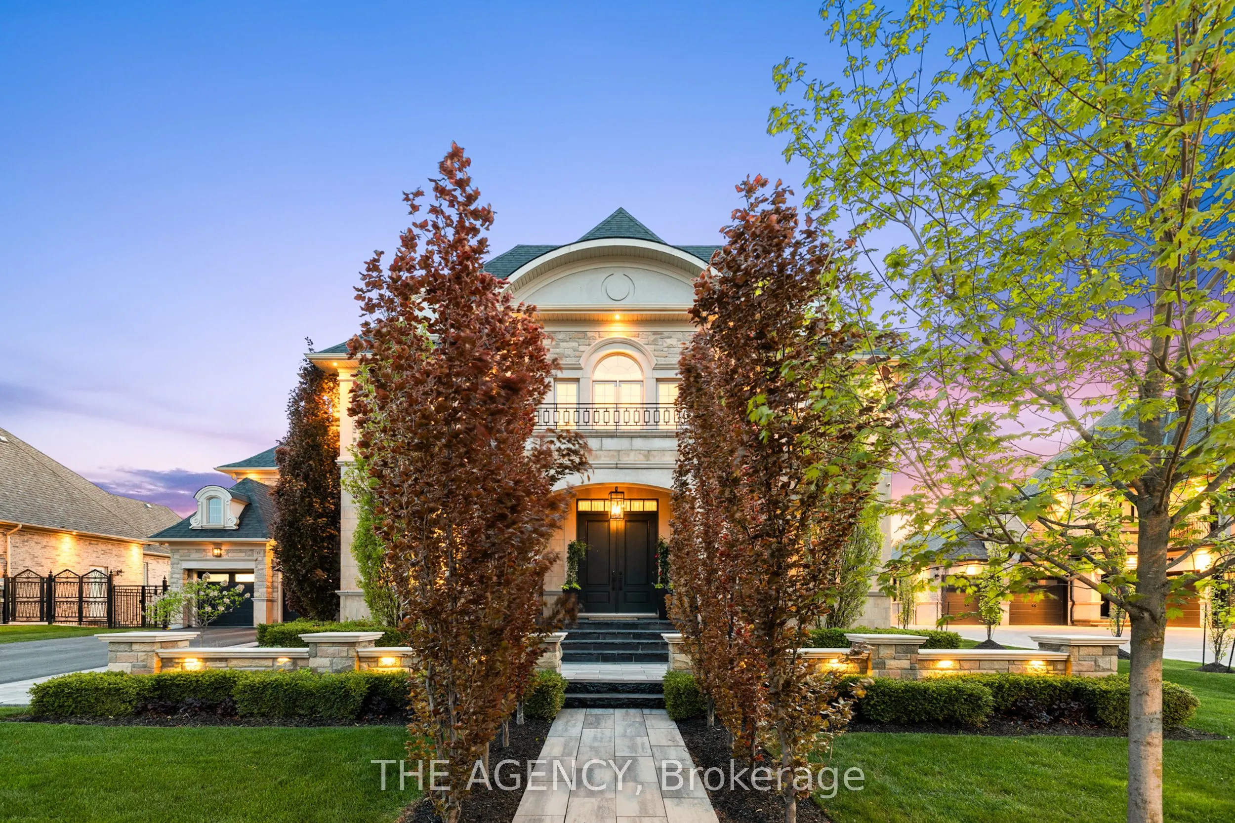 18 Westbrooke Boulevard