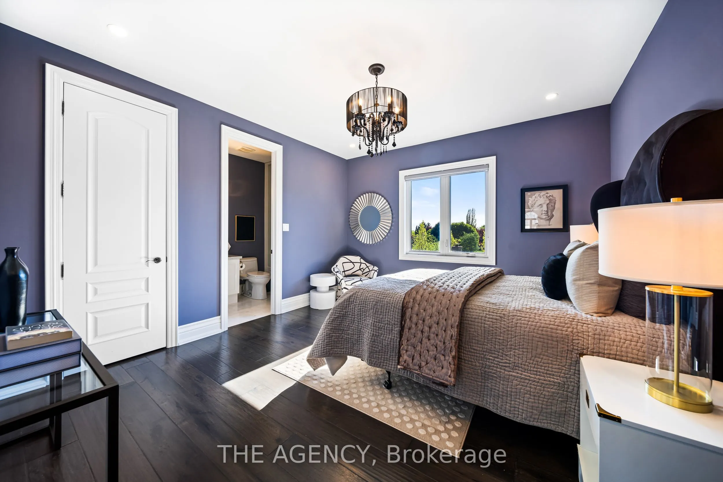 18 Westbrooke Boulevard