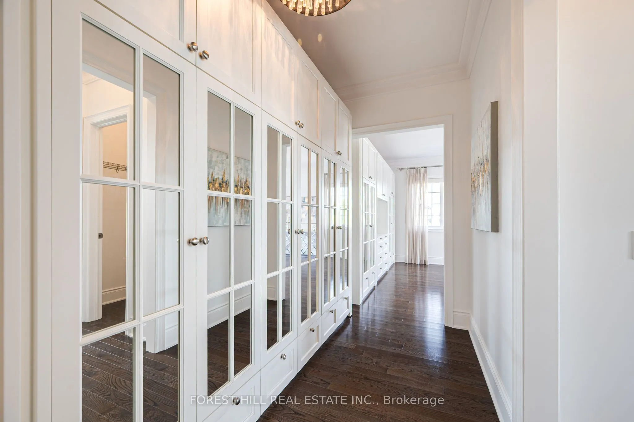 101 Glenheron Crescent