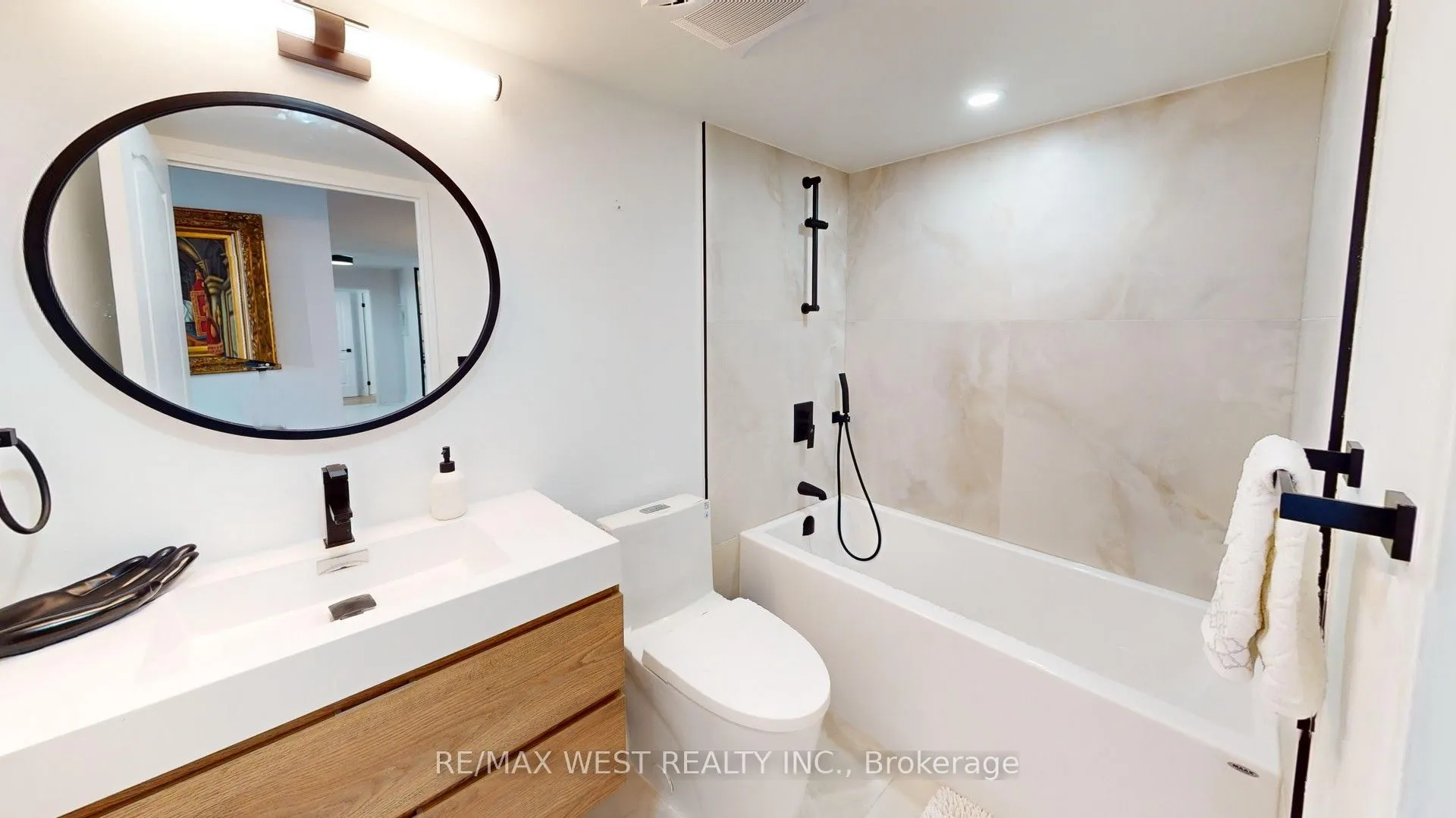 7 Townsgate Drive #1408