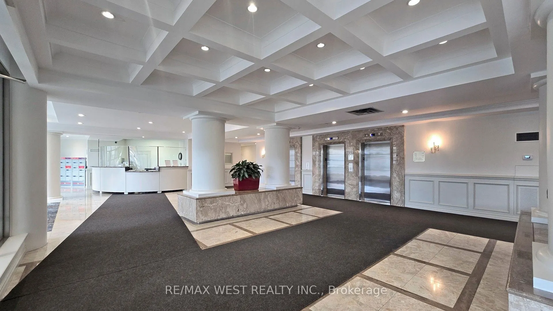 7 Townsgate Drive #1408