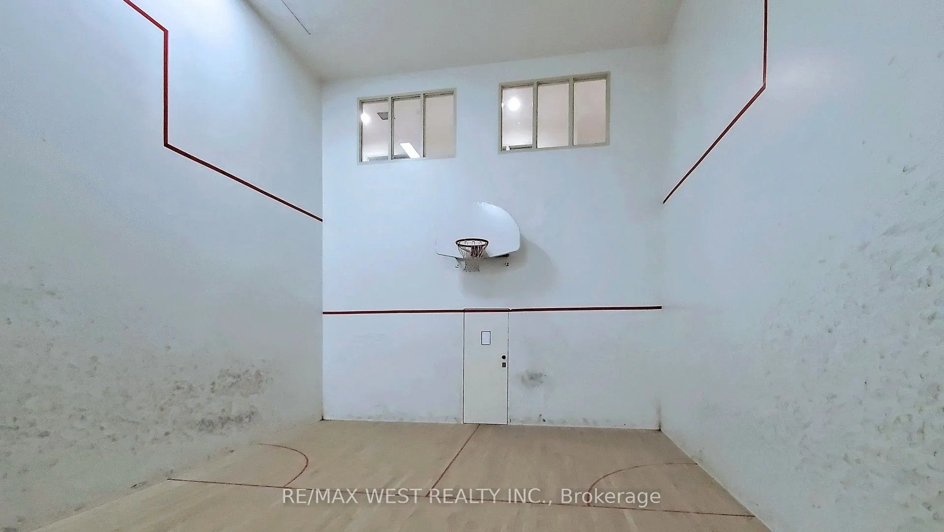7 Townsgate Drive #1408