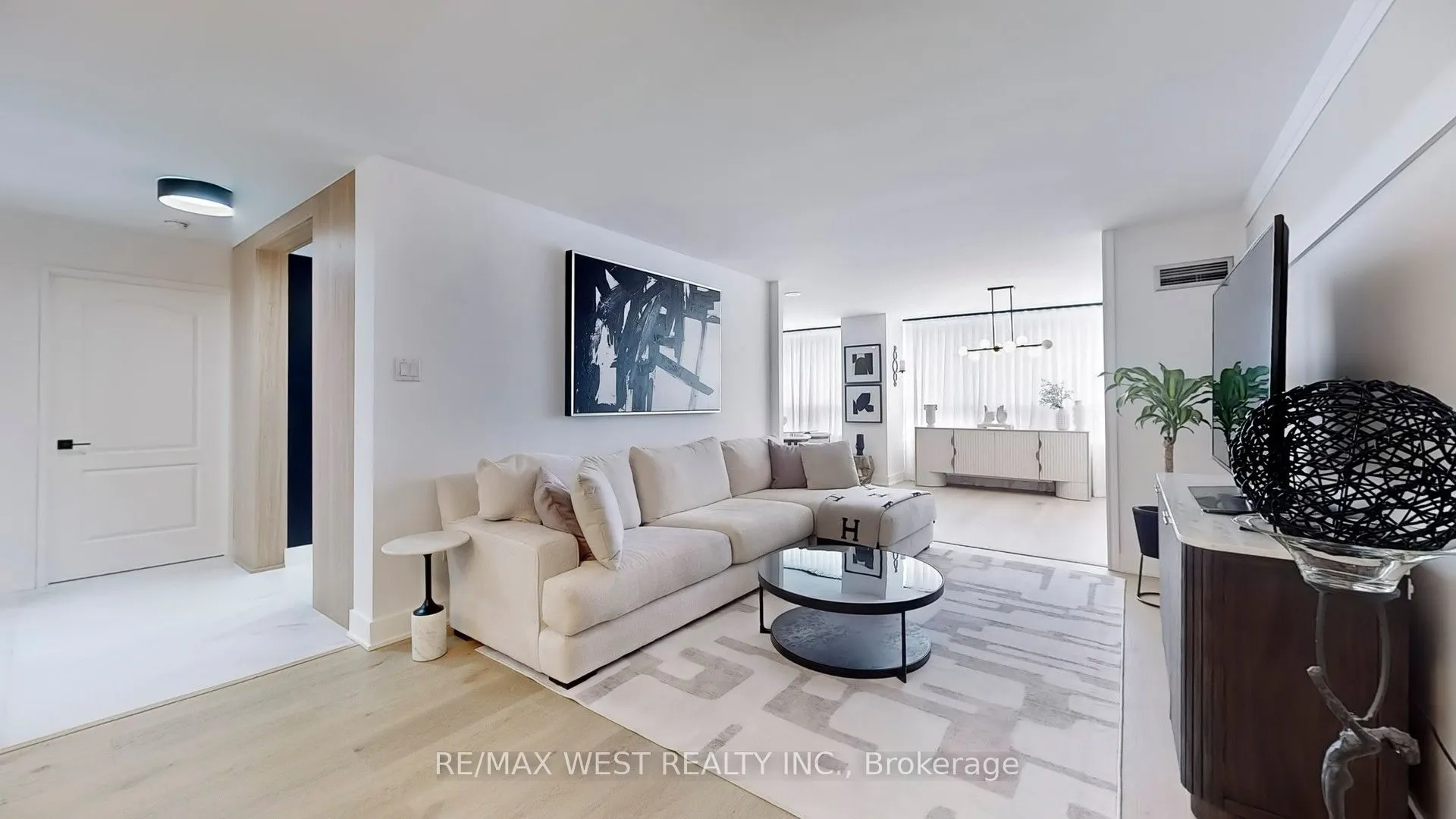 7 Townsgate Drive #1408