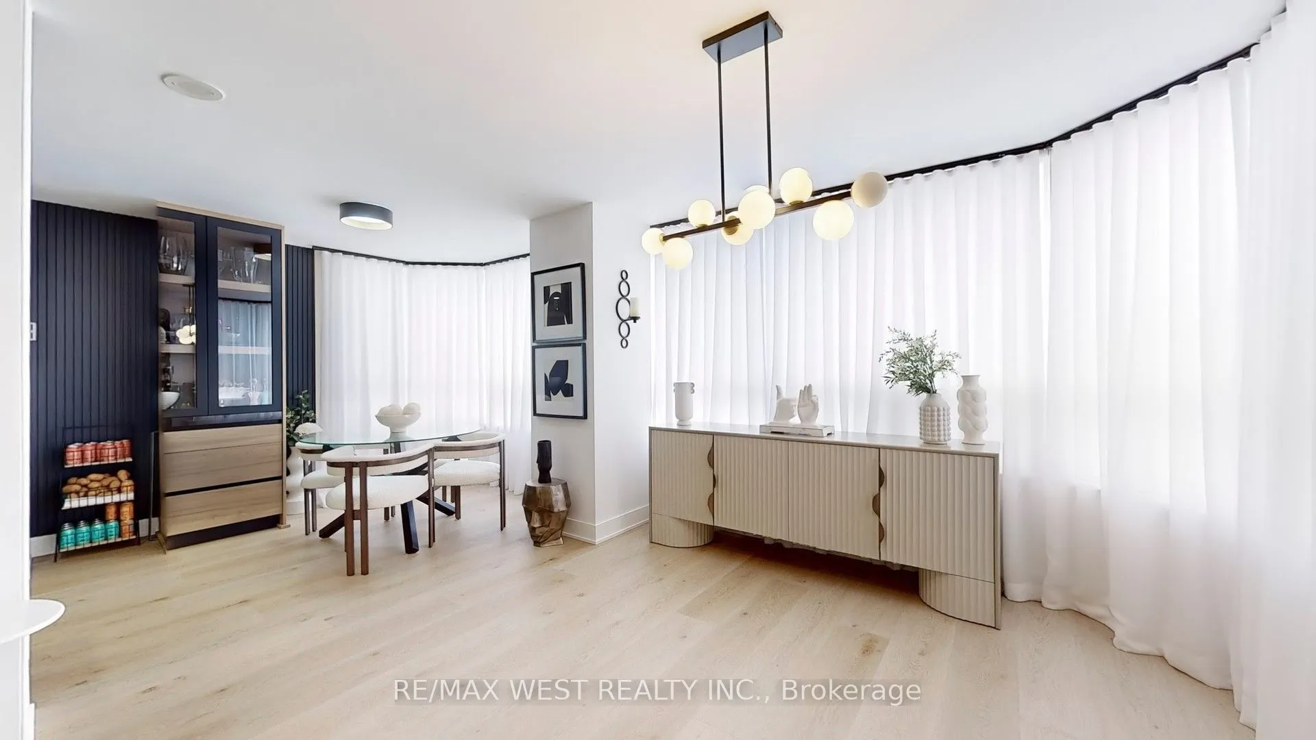 7 Townsgate Drive #1408
