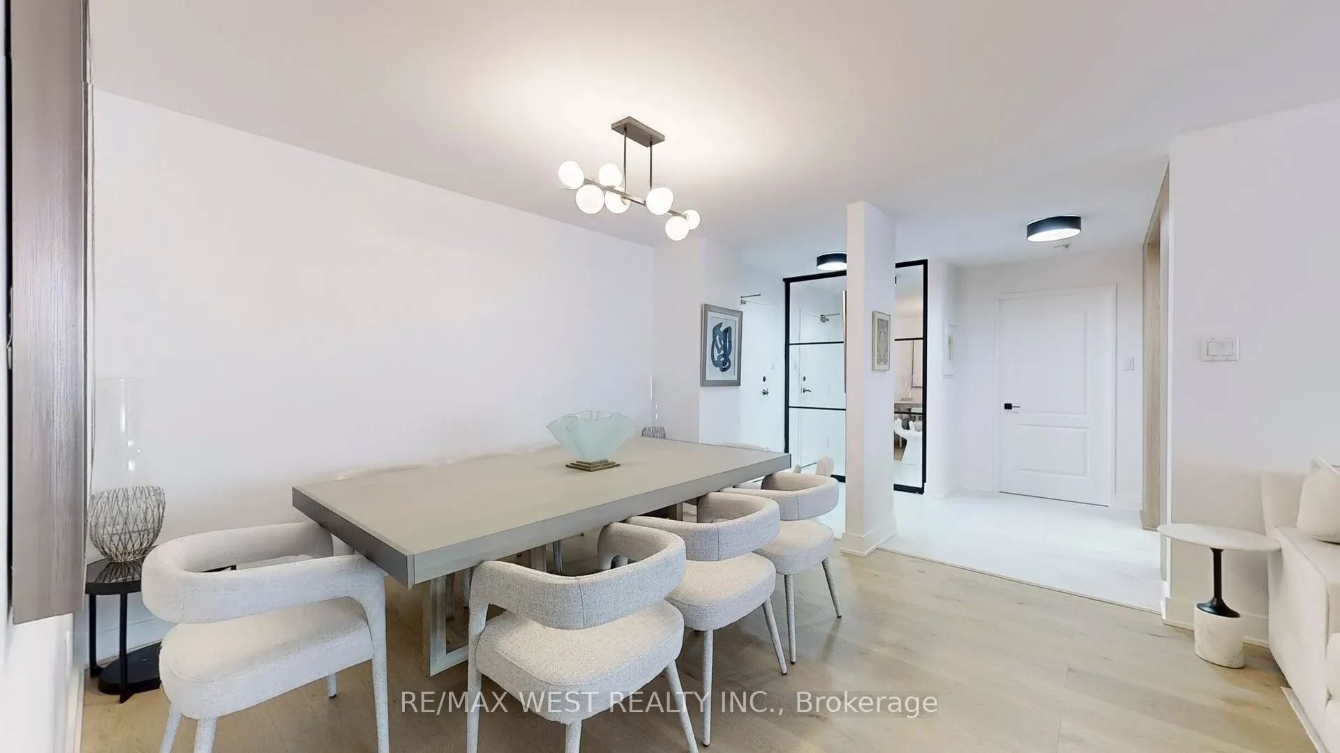 7 Townsgate Drive #1408