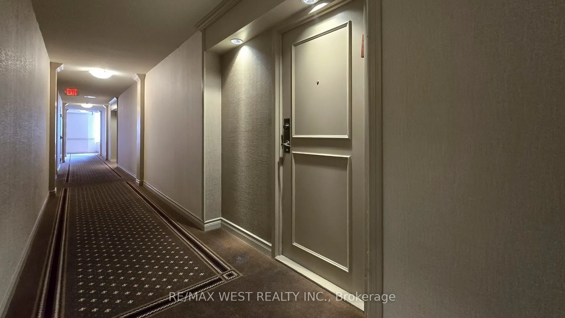7 Townsgate Drive #1408