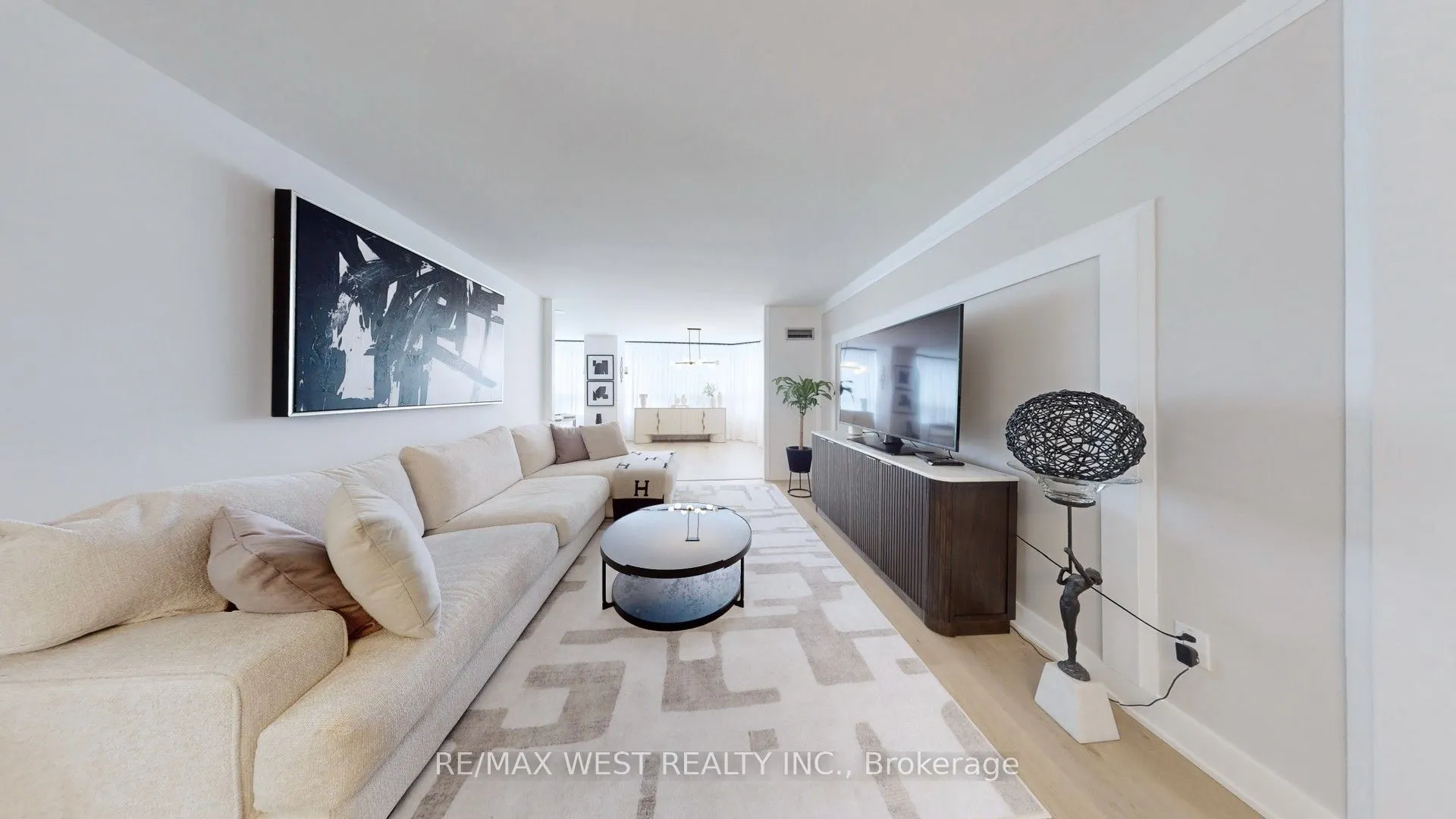 7 Townsgate Drive #1408