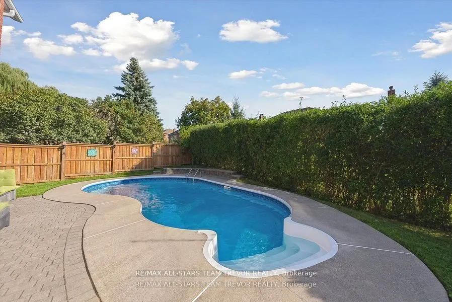 23 Litner Crescent