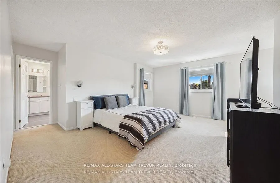 23 Litner Crescent