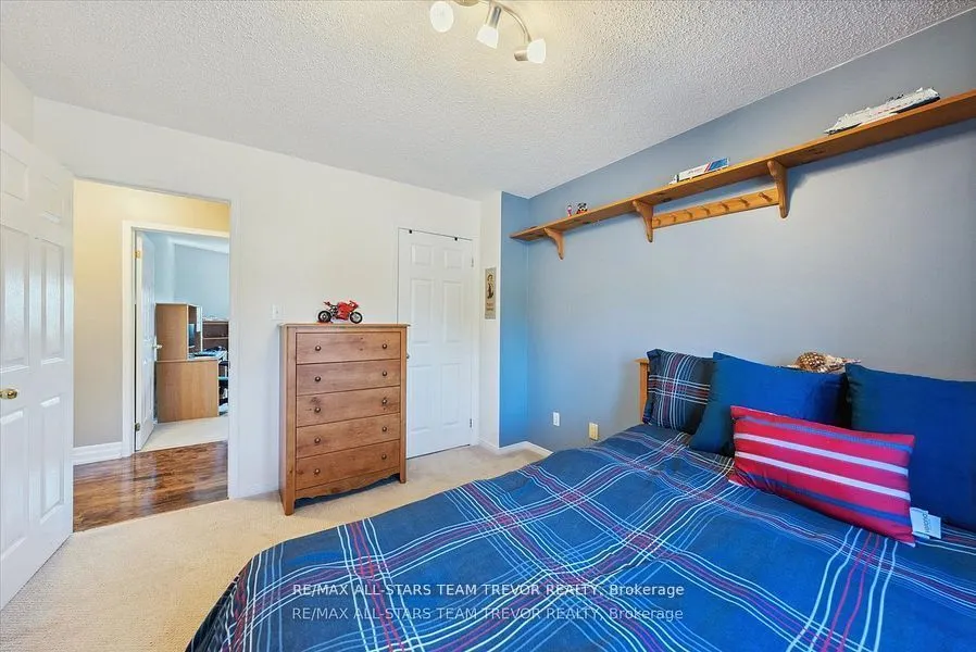 23 Litner Crescent