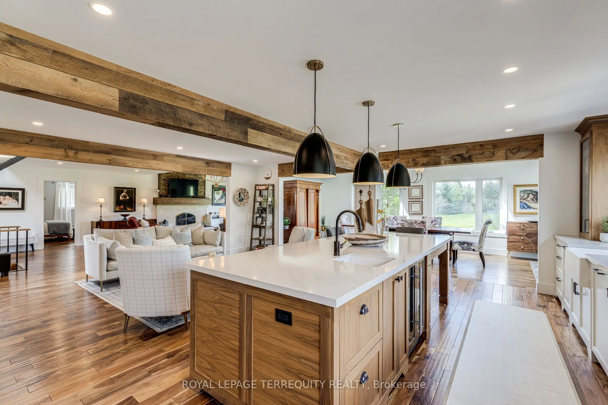 1041 Concession Road, #8