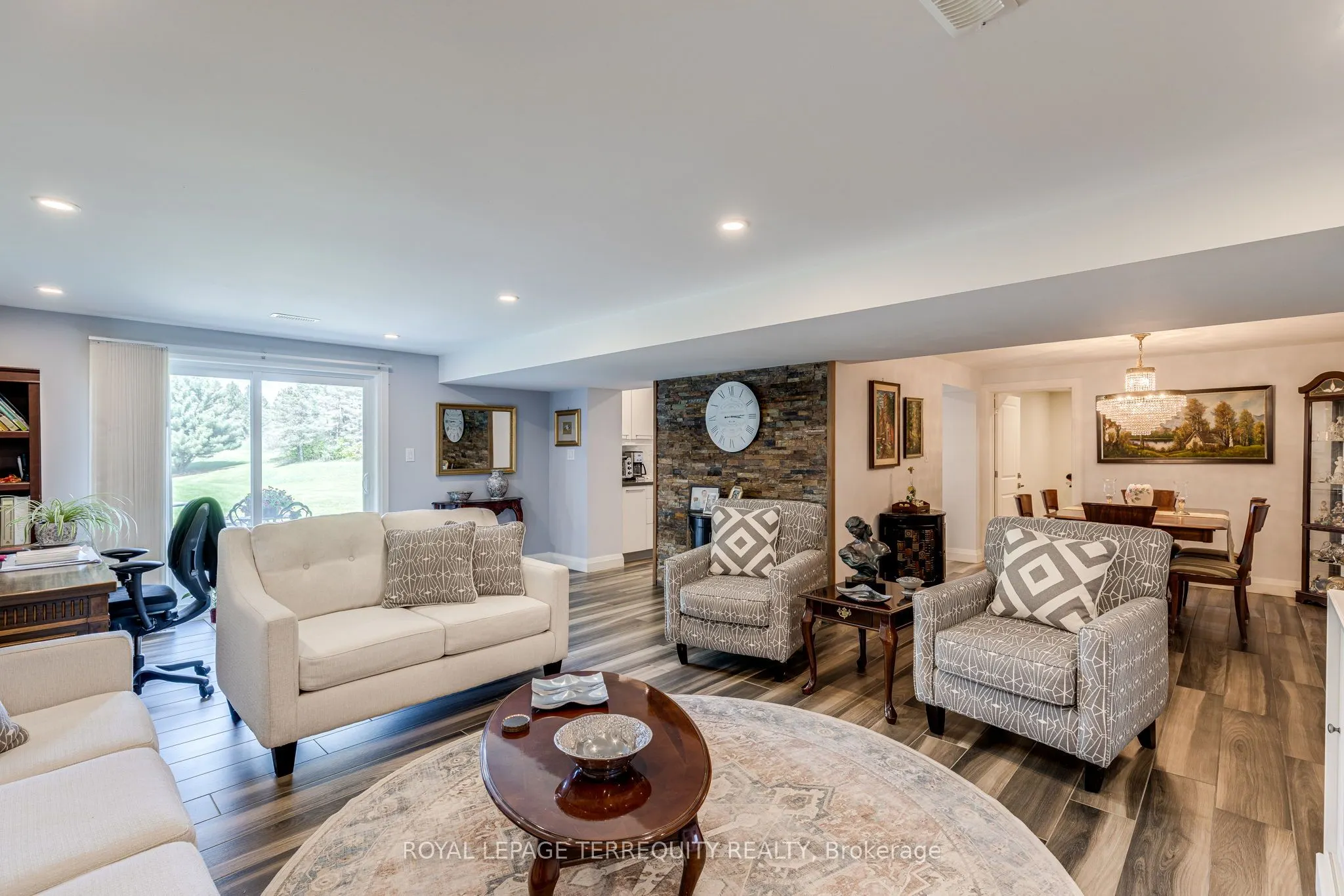 1041 Concession Road, #8